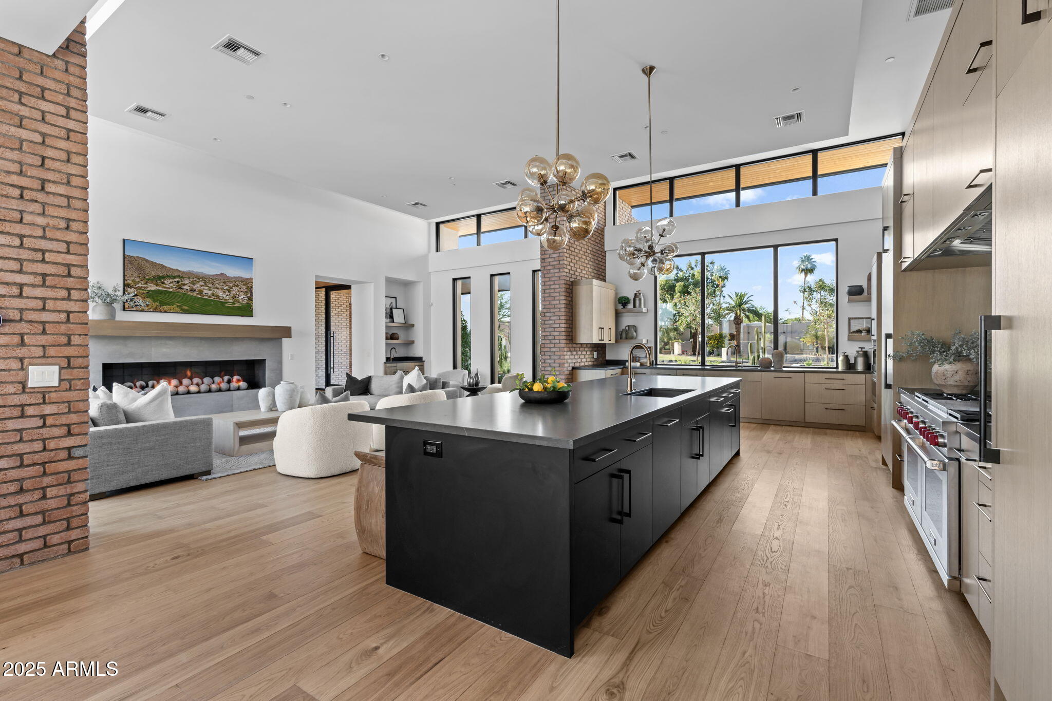 DESERT ESTATES - Residential