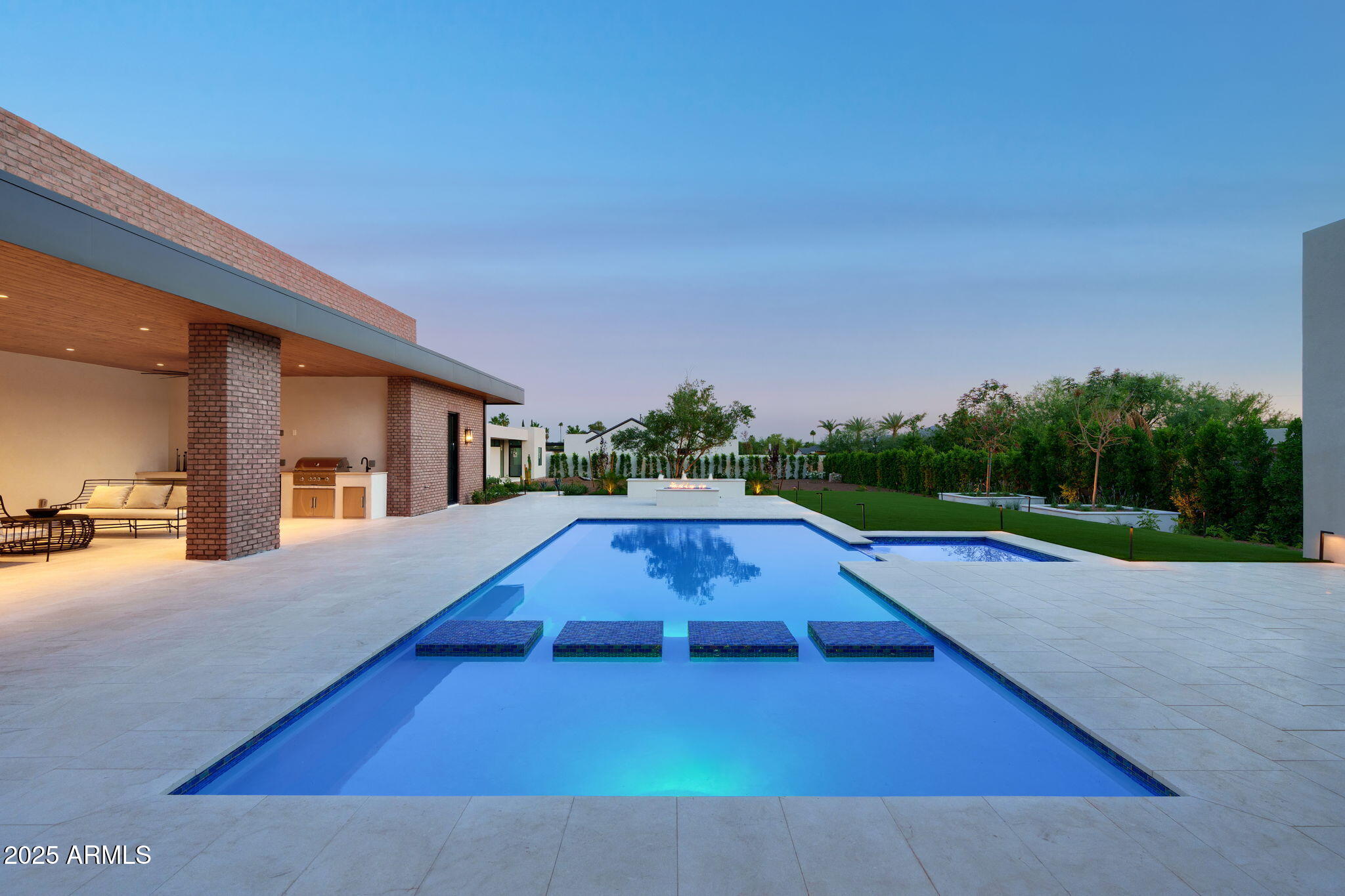 DESERT ESTATES - Residential