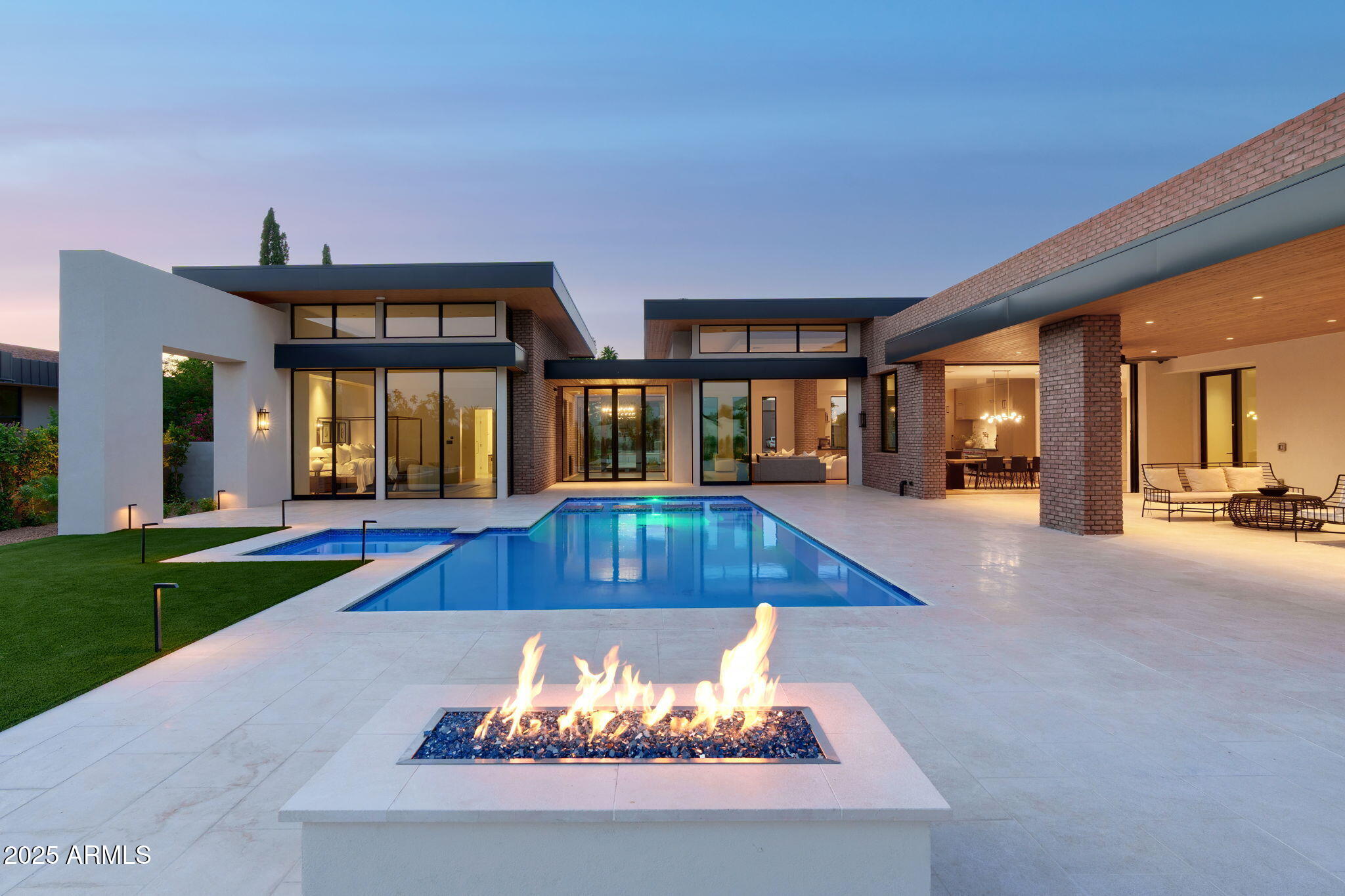 DESERT ESTATES - Residential