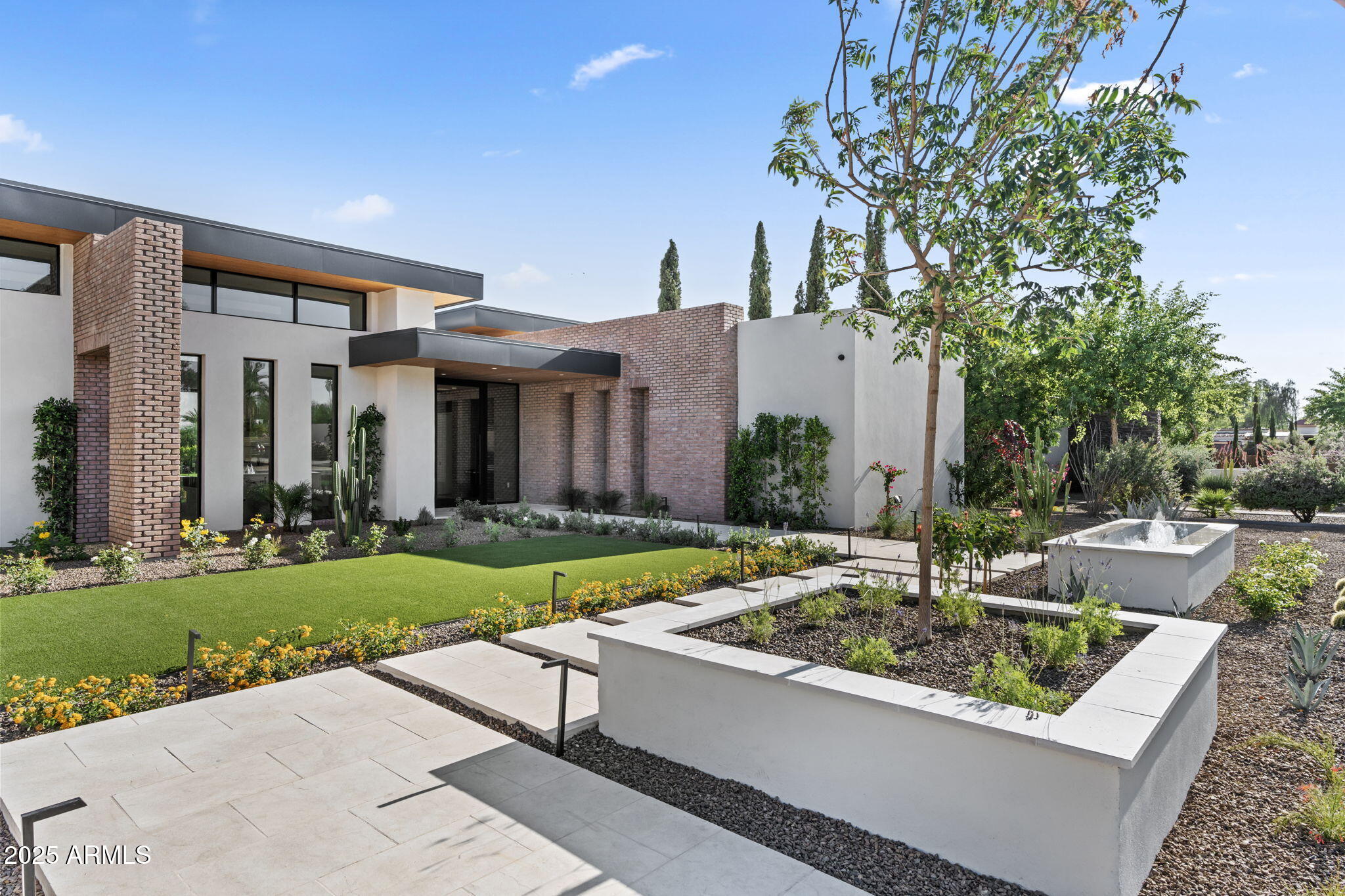 DESERT ESTATES - Residential