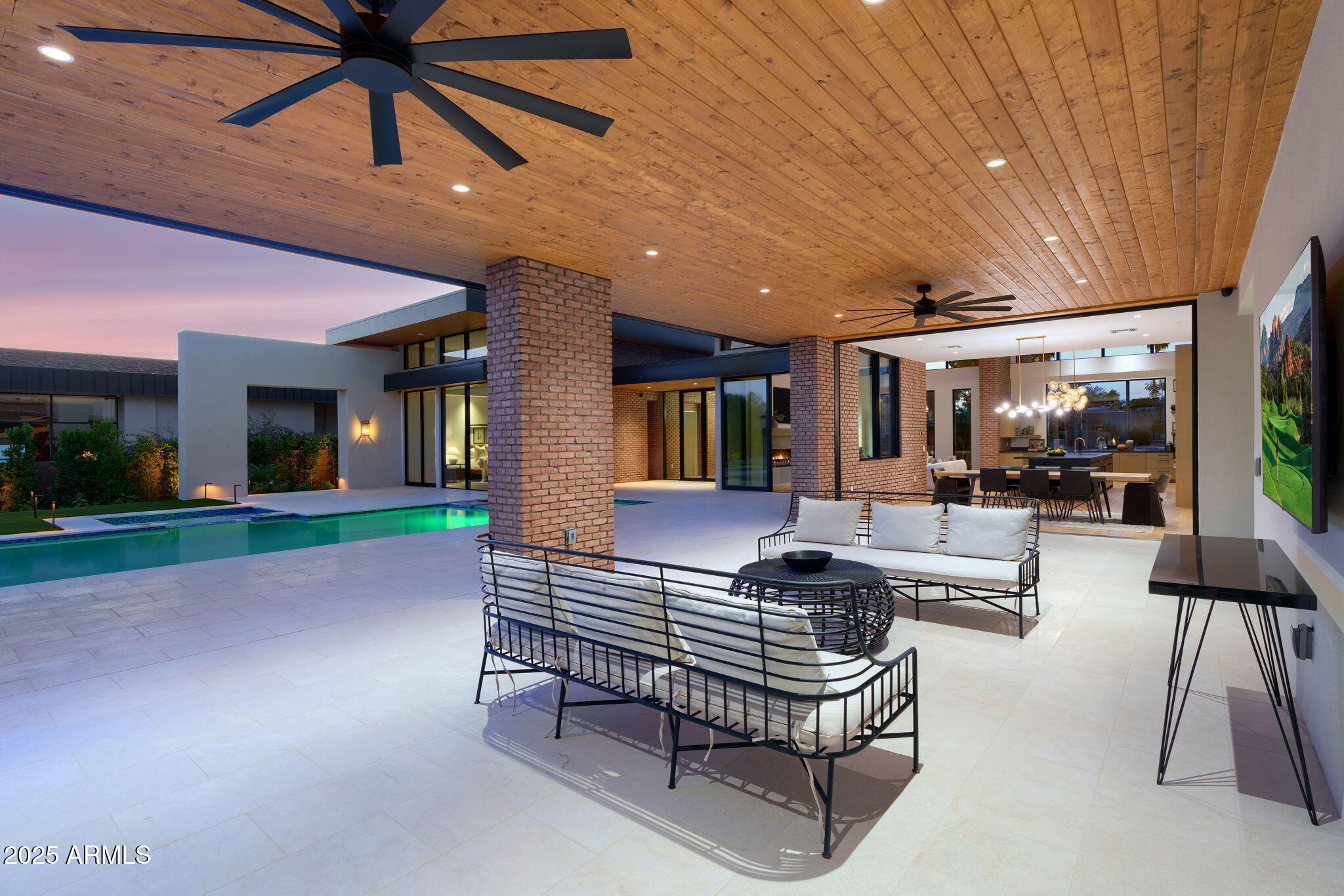 DESERT ESTATES - Residential