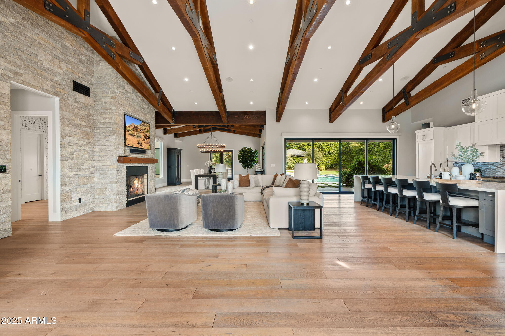 EL CUADRO ESTATES - Residential