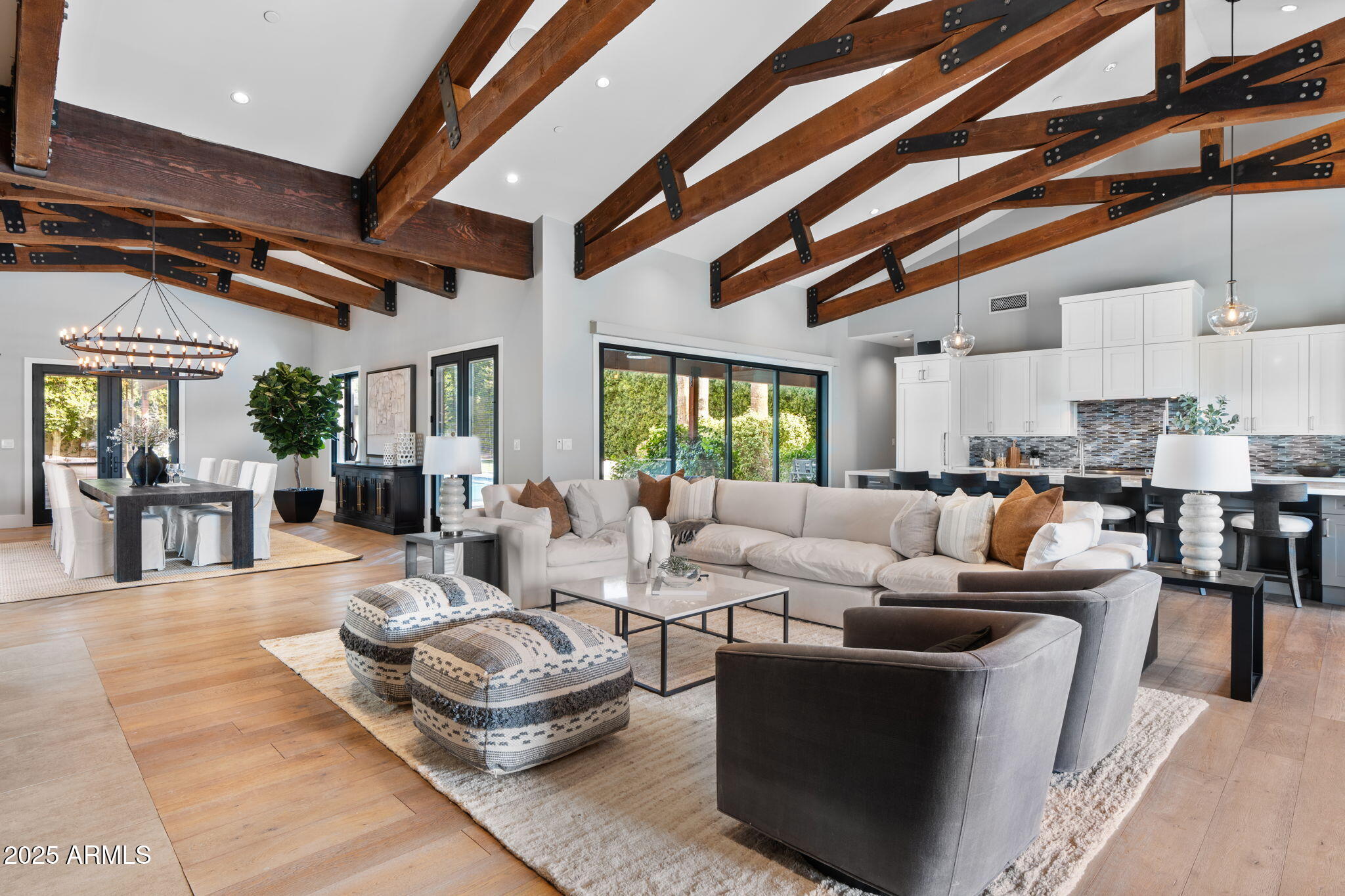 EL CUADRO ESTATES - Residential