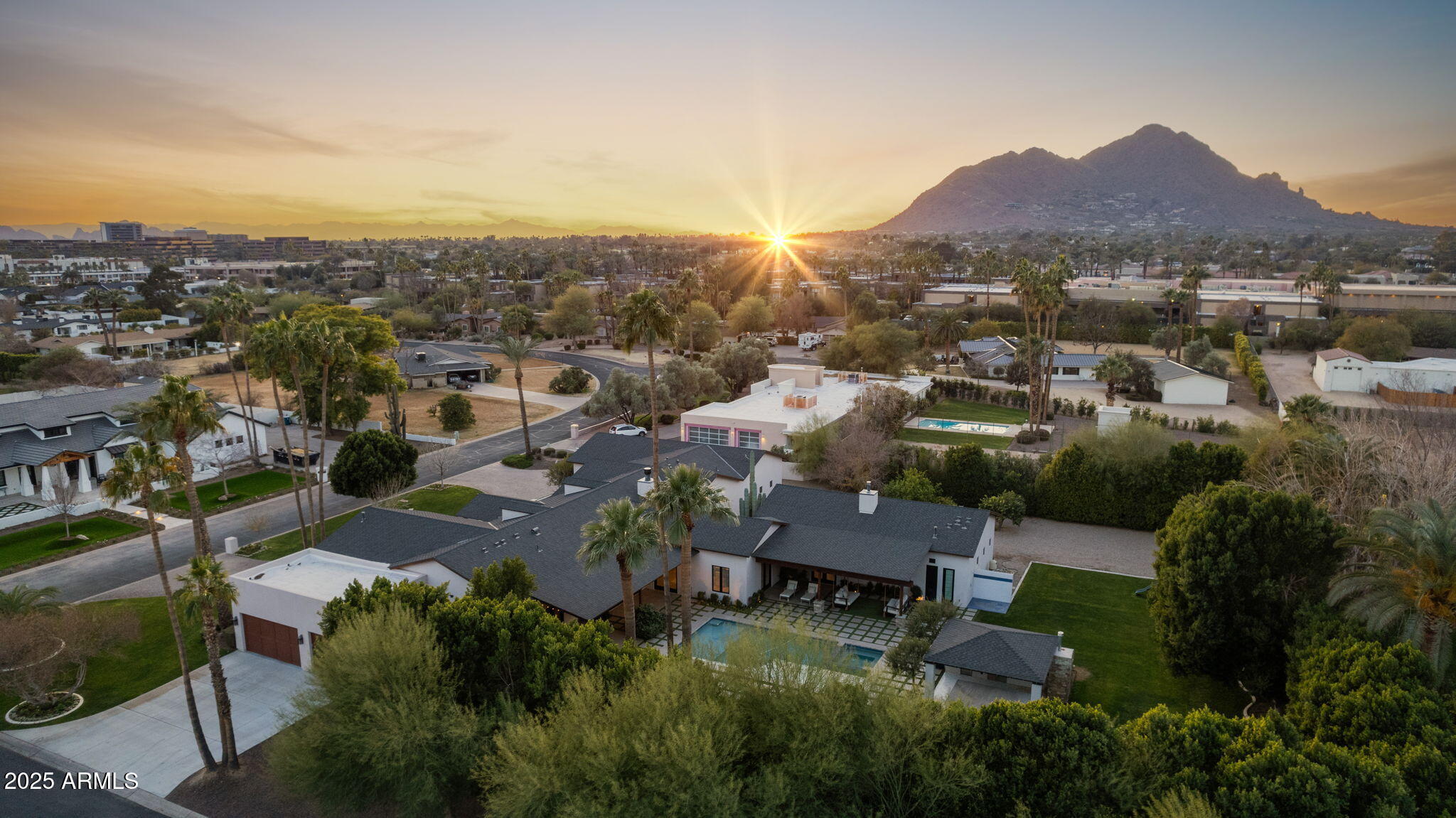 EL CUADRO ESTATES - Residential
