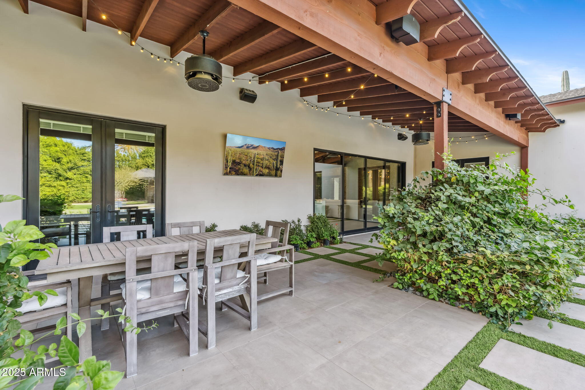 EL CUADRO ESTATES - Residential