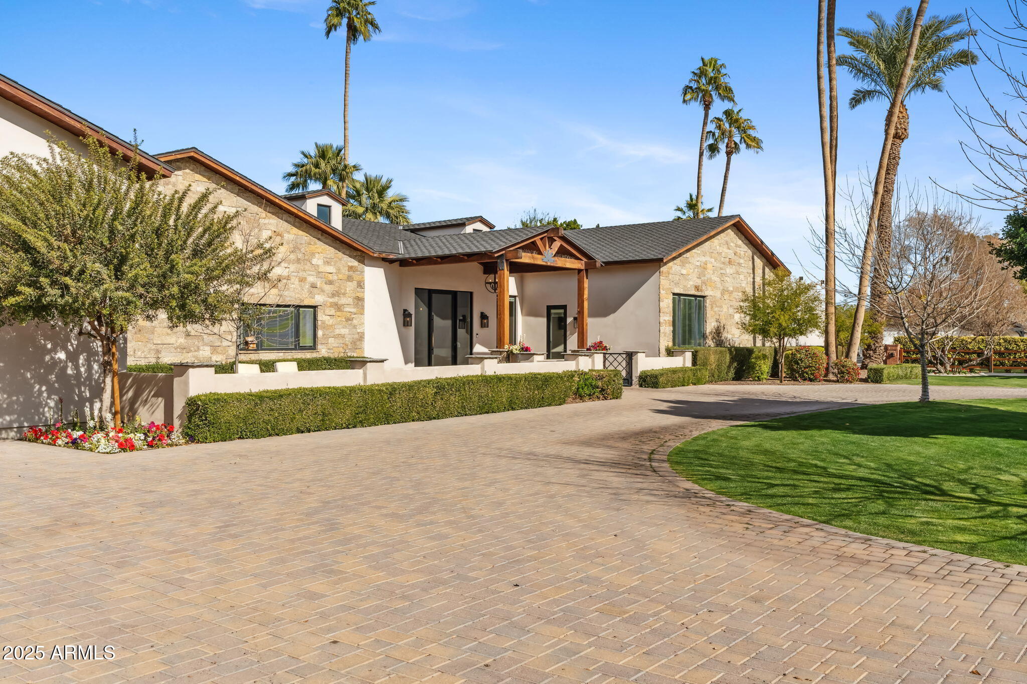 EL CUADRO ESTATES - Residential