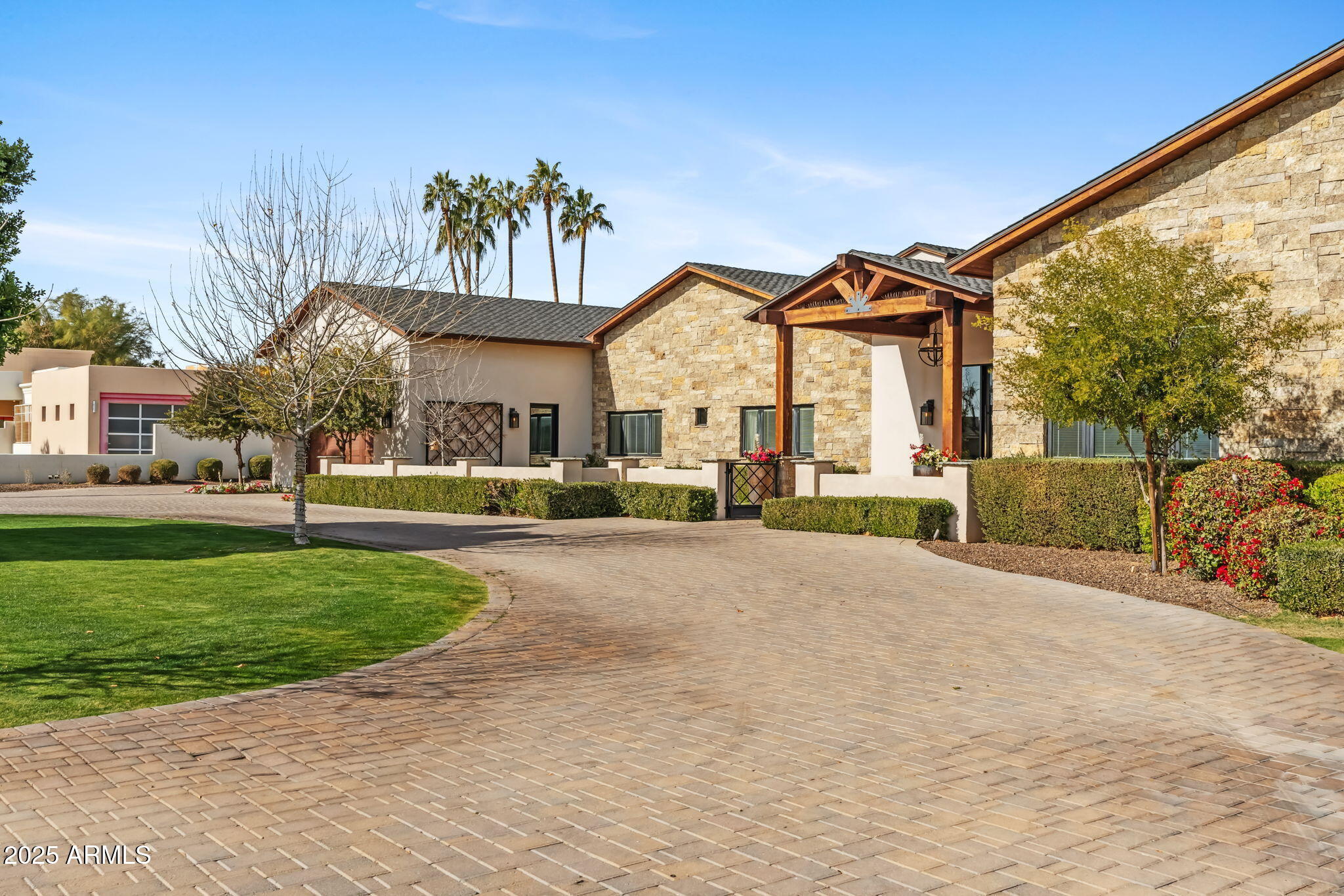 EL CUADRO ESTATES - Residential
