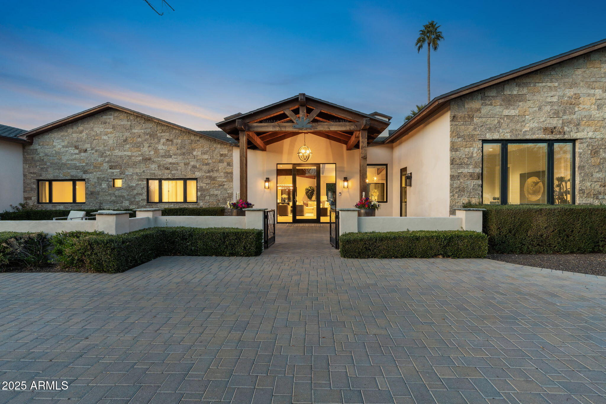 EL CUADRO ESTATES - Residential