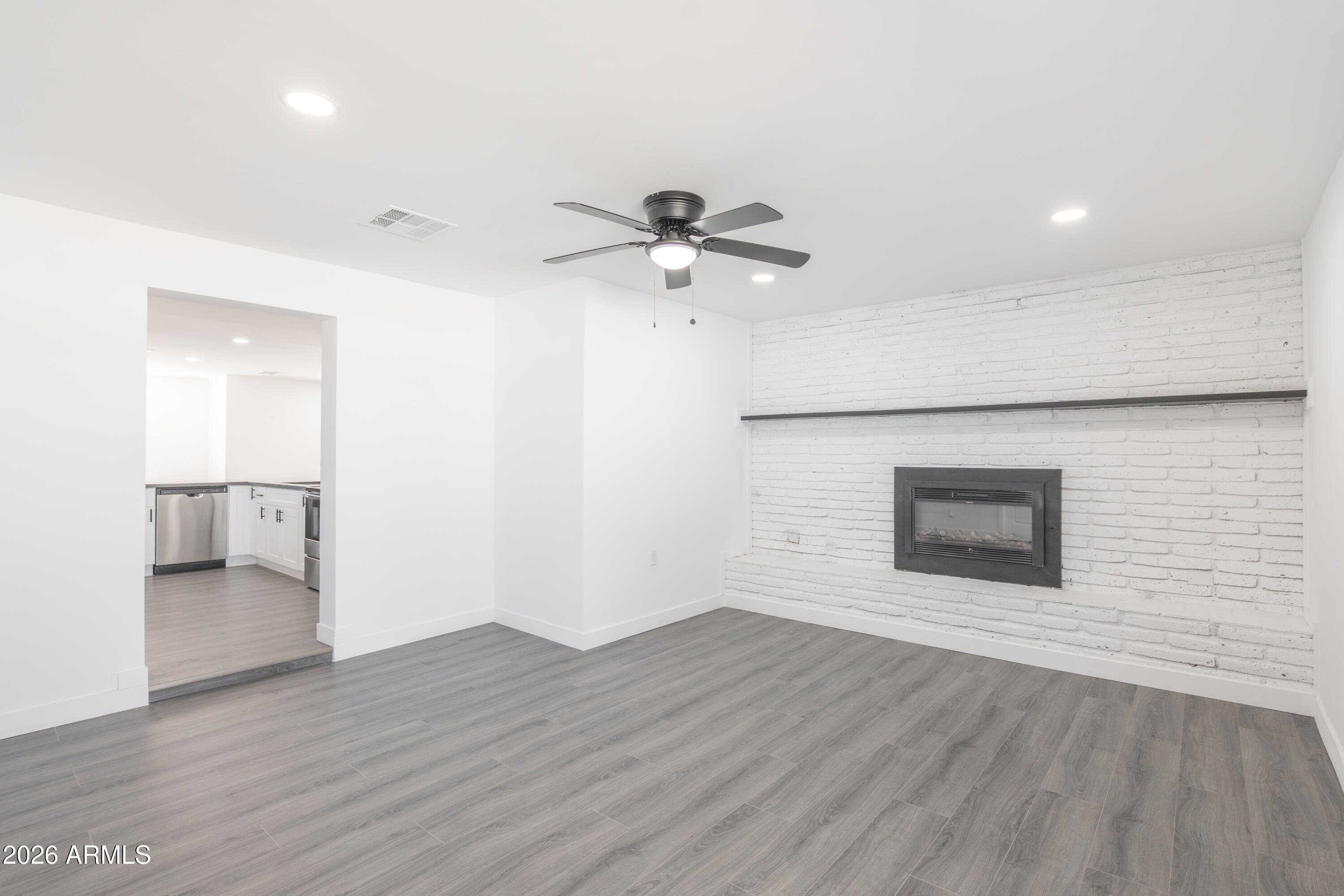 ALTA VISTA 7 - Residential