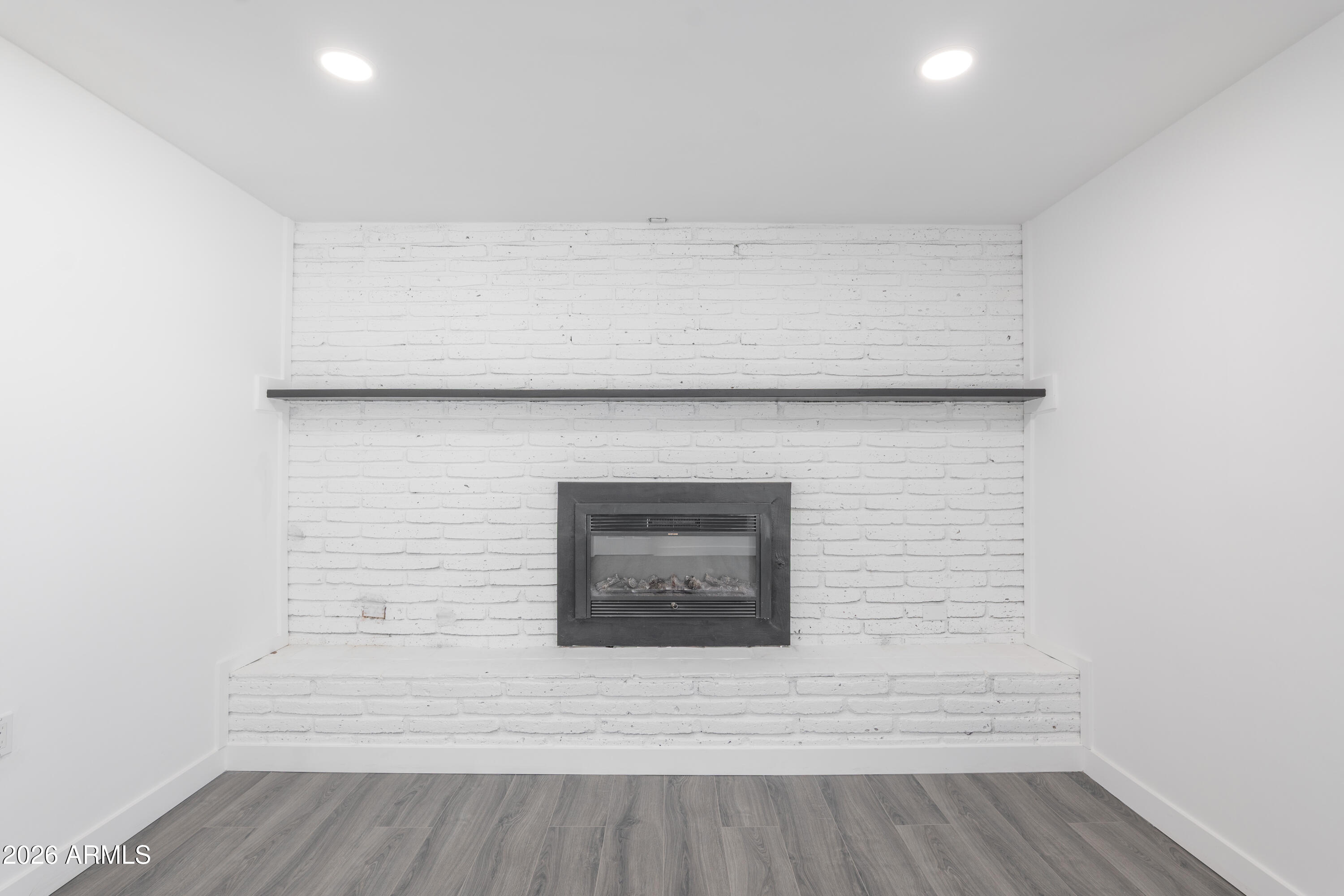 ALTA VISTA 7 - Residential