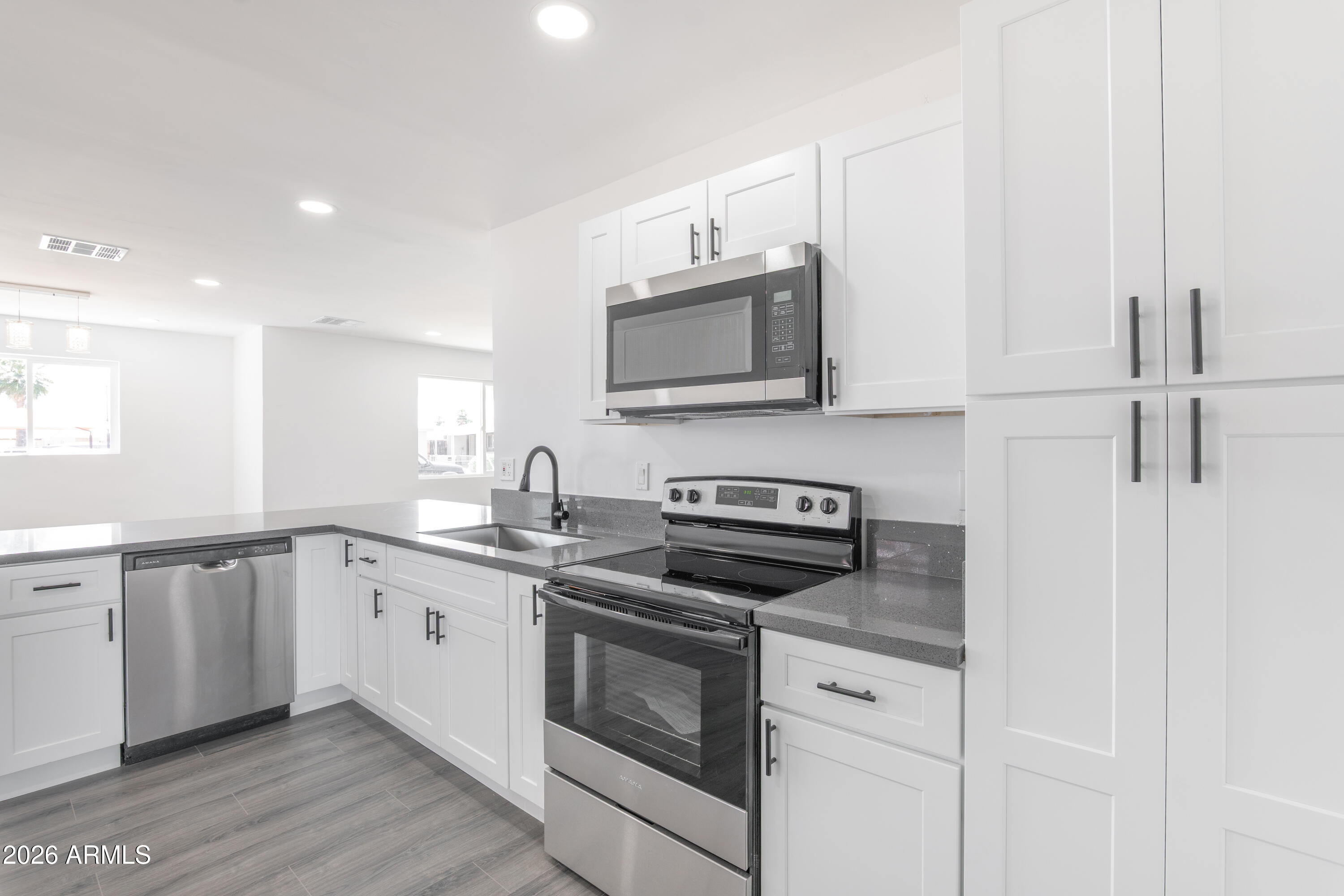 ALTA VISTA 7 - Residential