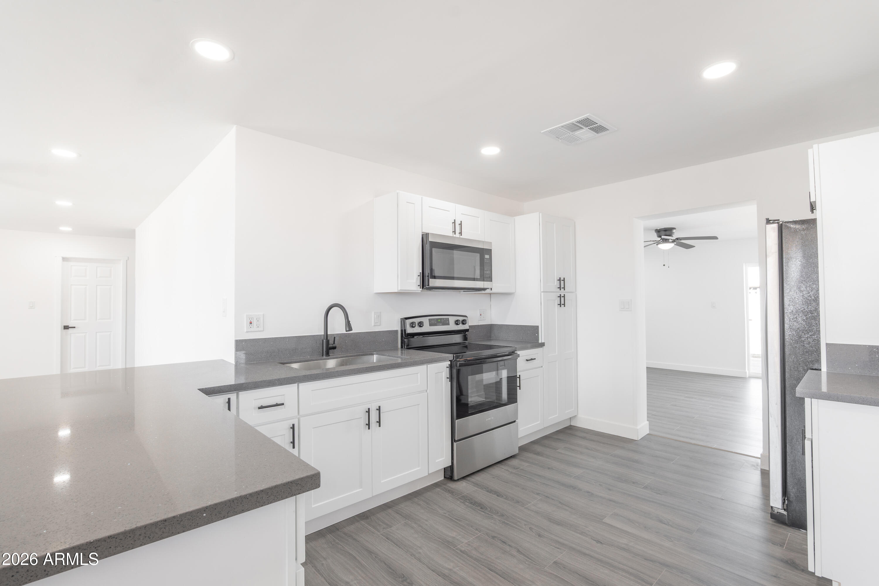ALTA VISTA 7 - Residential