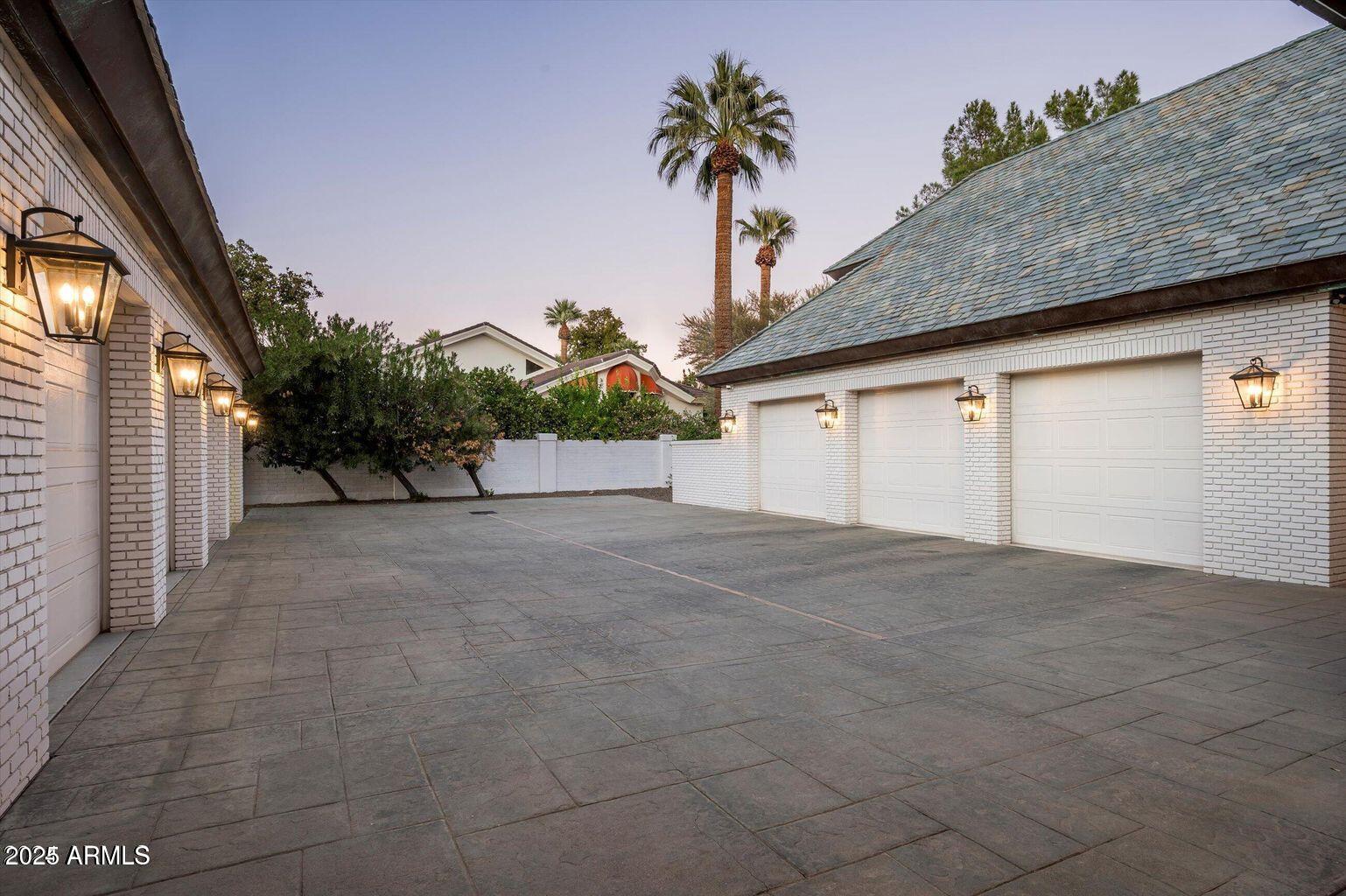 BILTMORE ESTATES - Residential