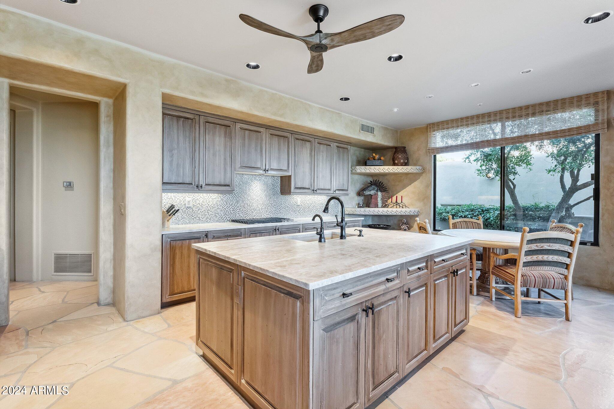 DESERT HIGHLANDS - Residential