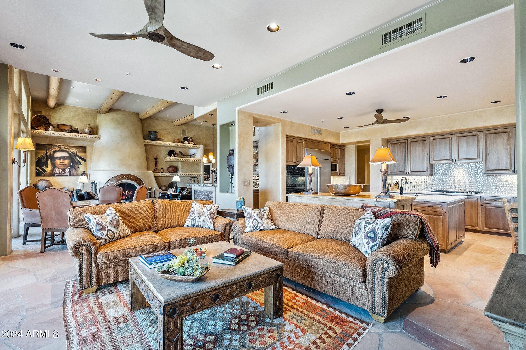 DESERT HIGHLANDS - Residential