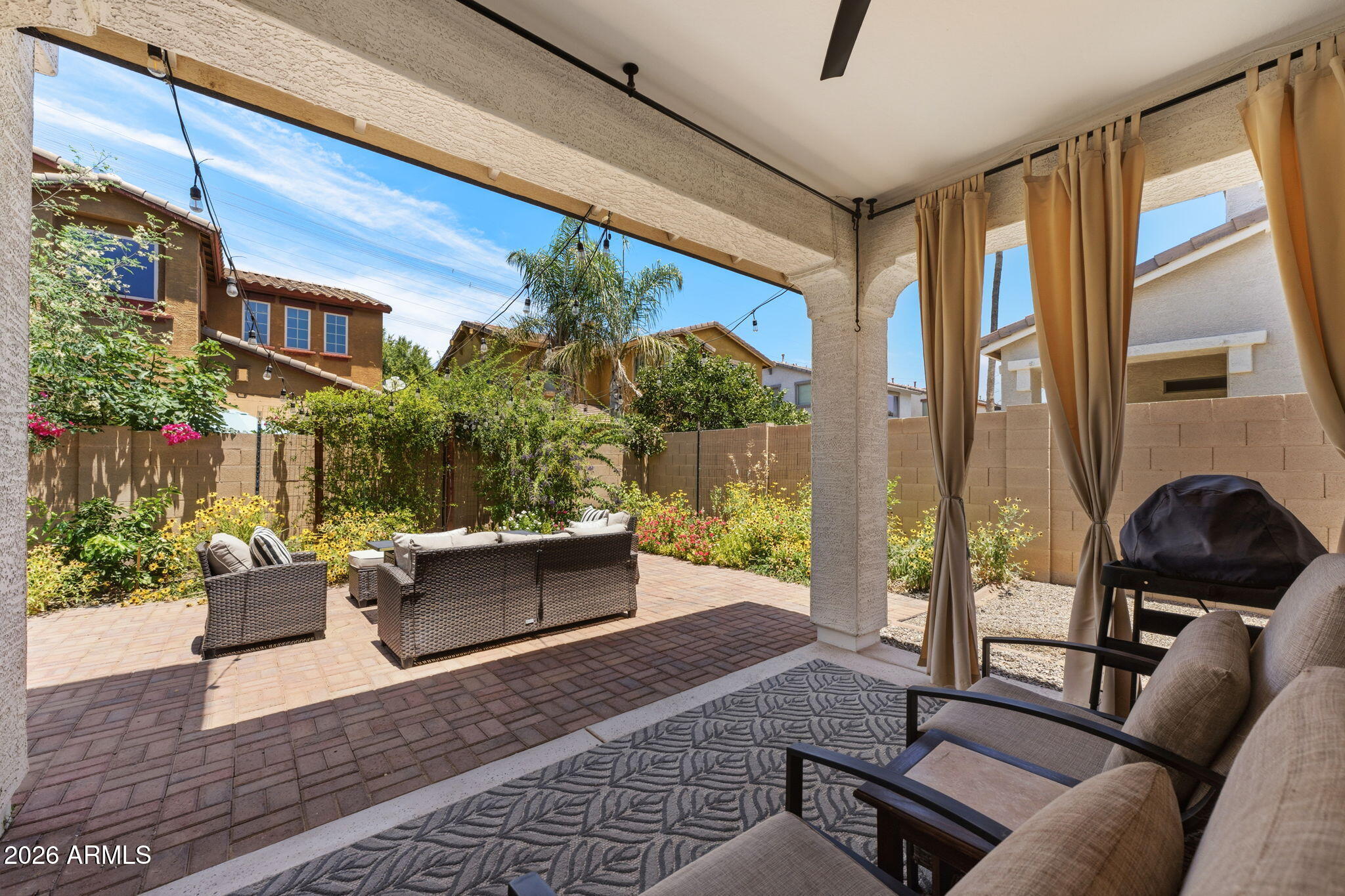 HIGHLAND GROVES AT MORRISON RANCH - Residential
