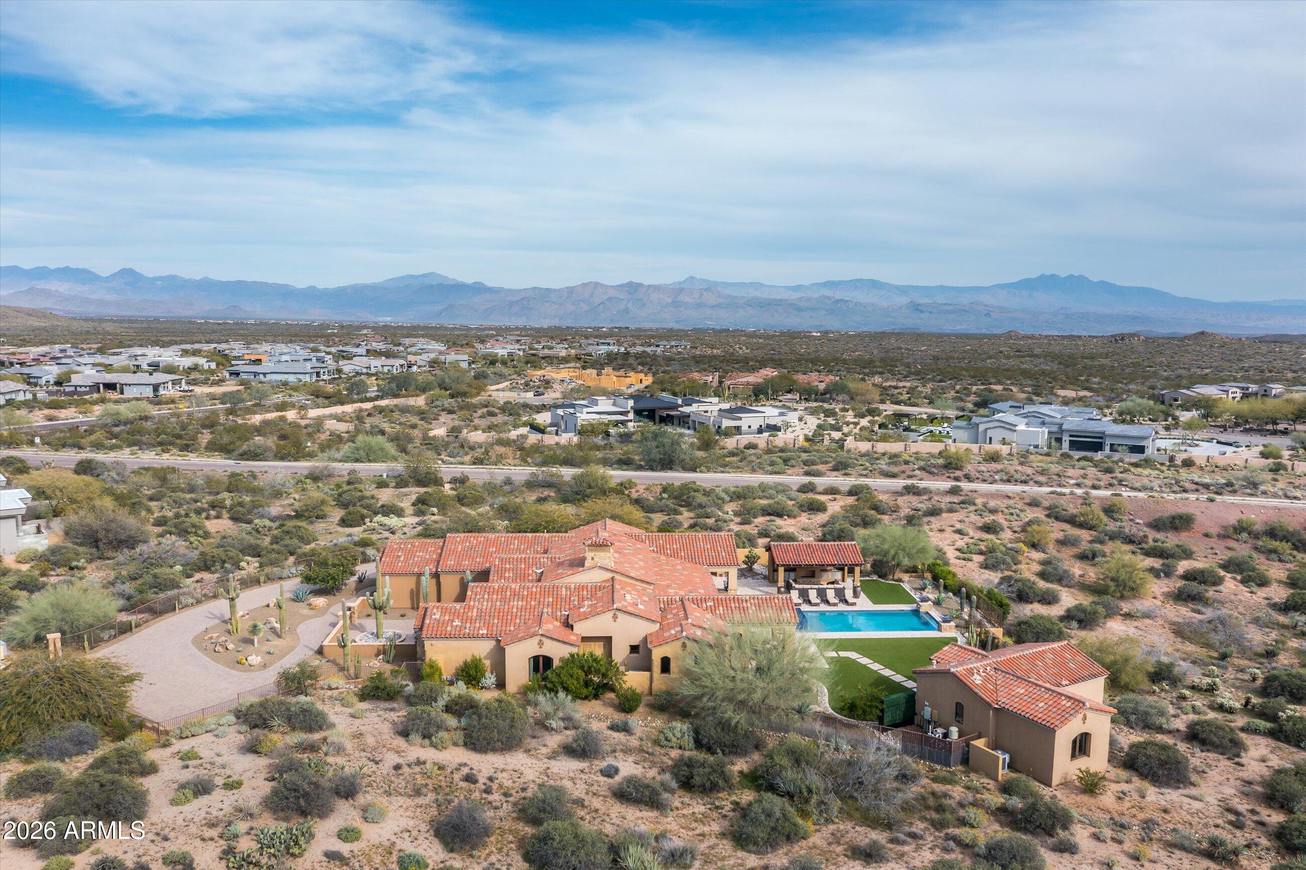 COLLINA E VISTA - Residential
