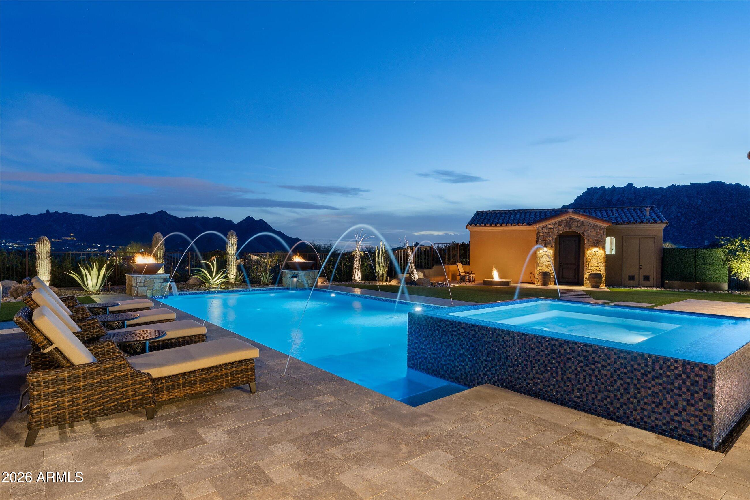 COLLINA E VISTA - Residential