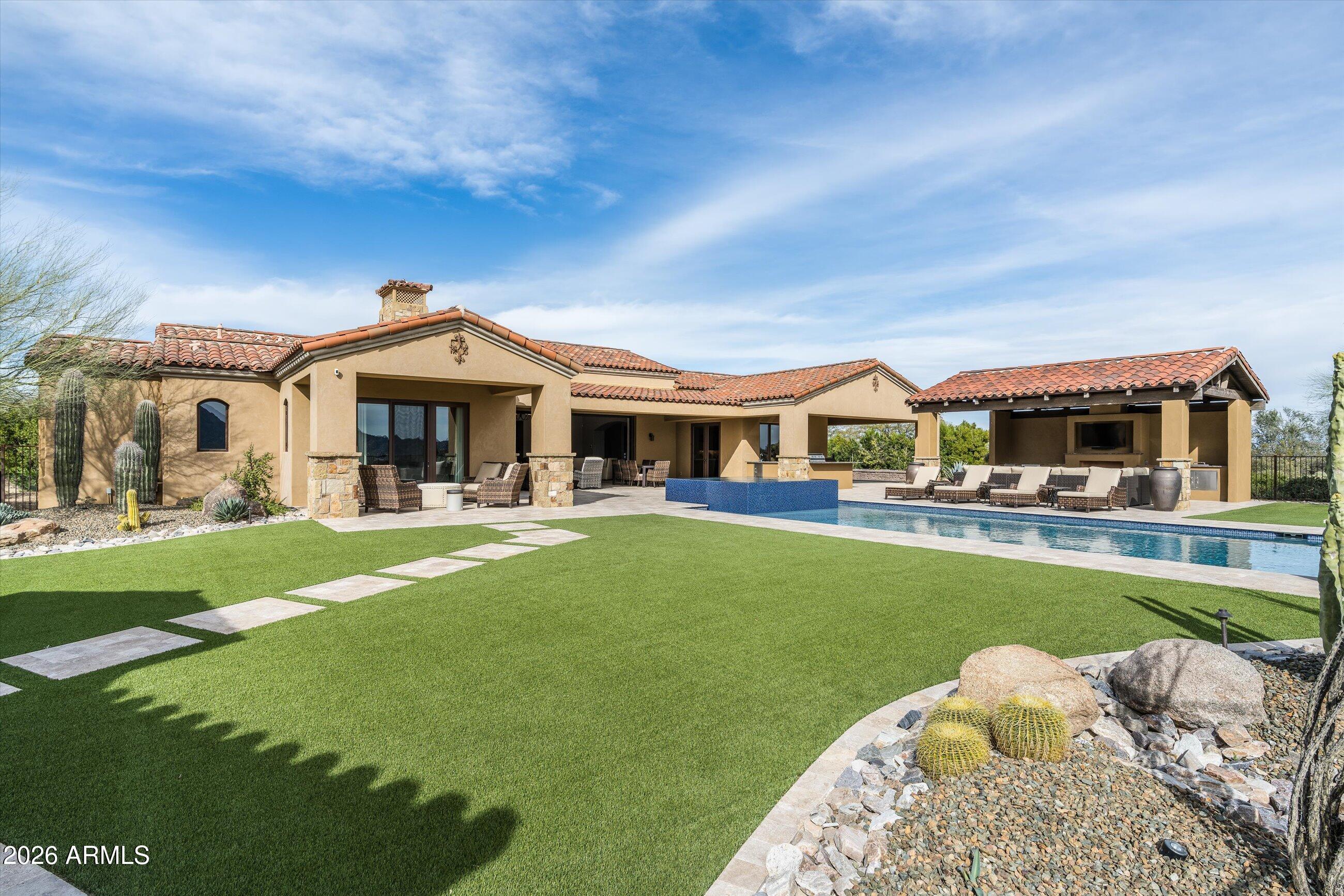 COLLINA E VISTA - Residential