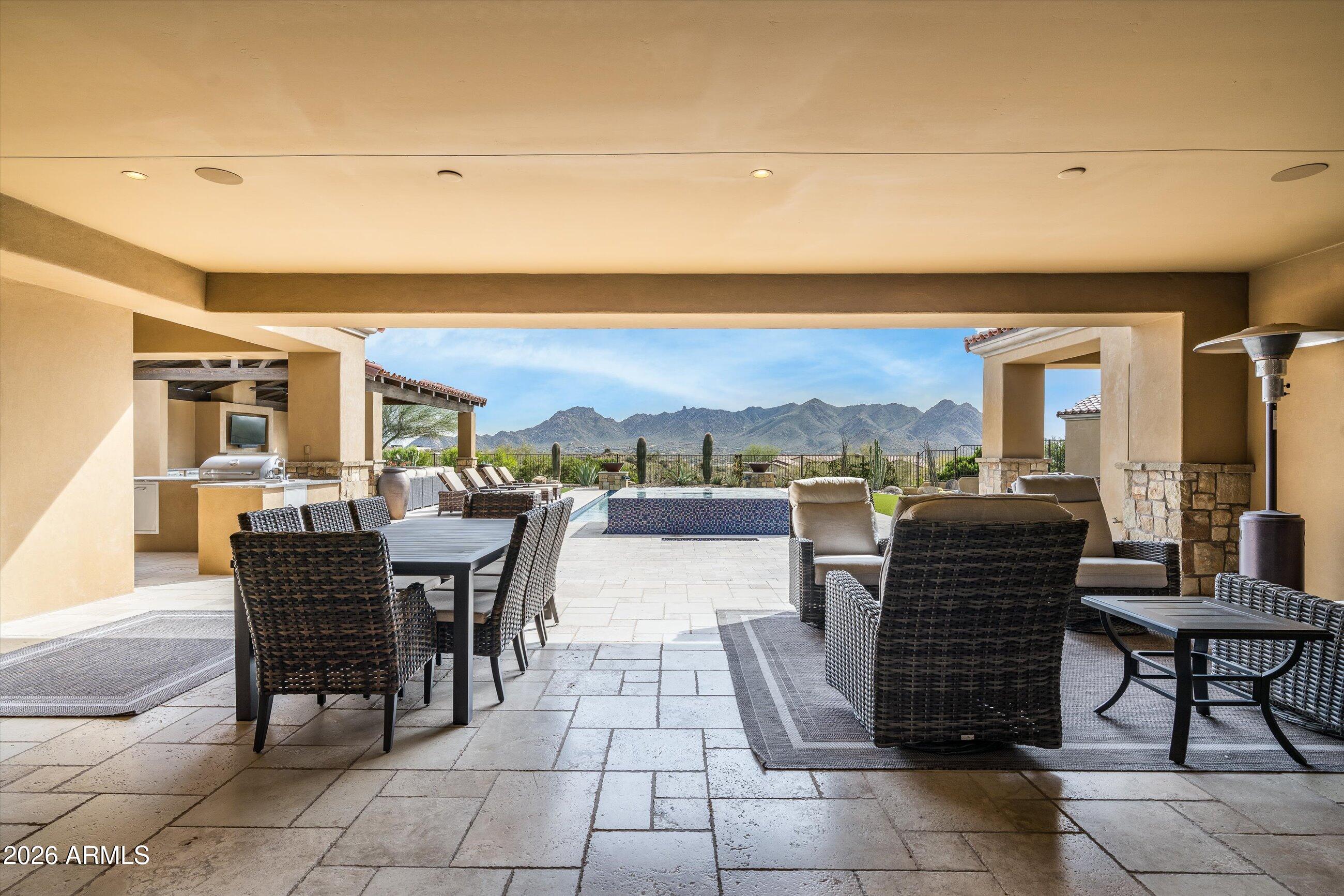 COLLINA E VISTA - Residential