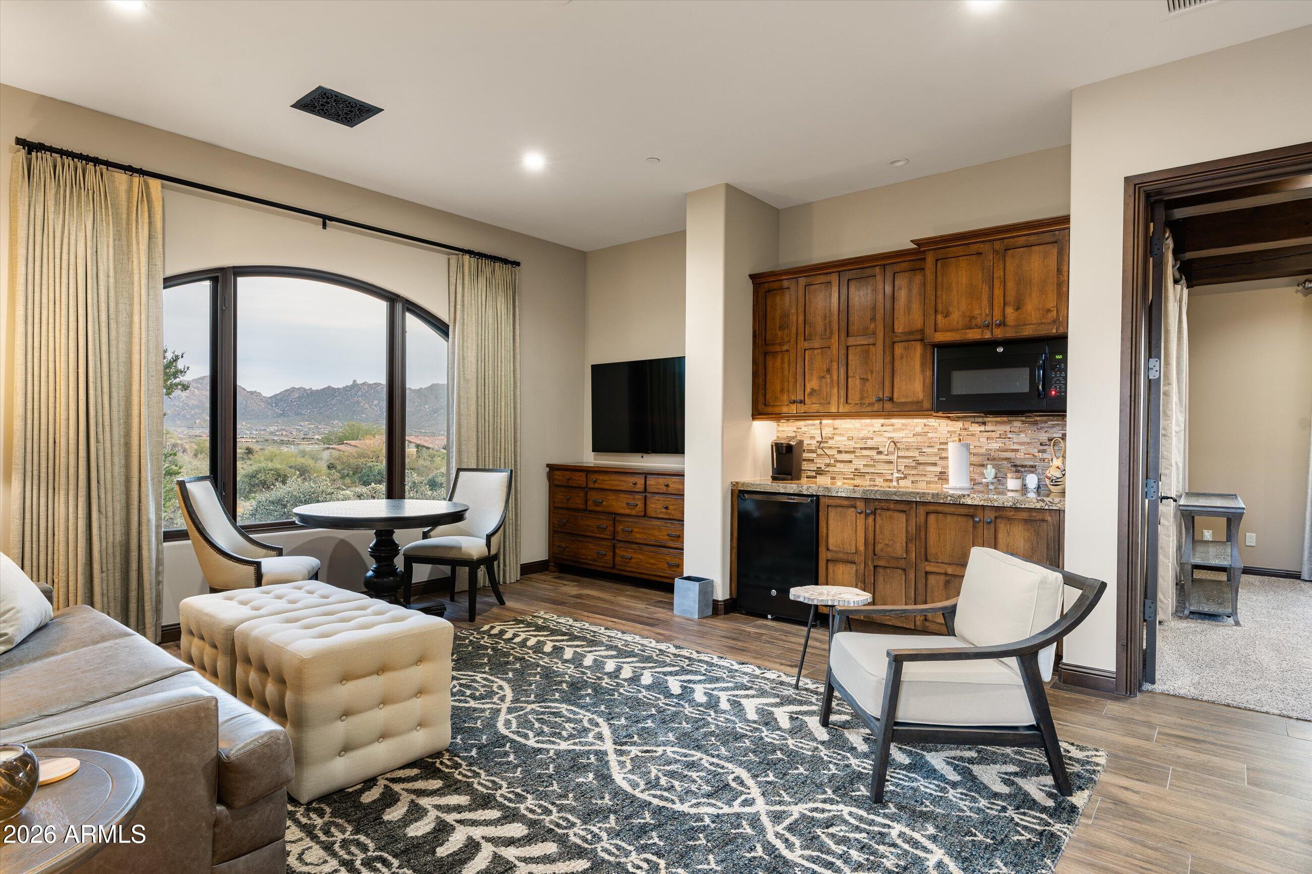 COLLINA E VISTA - Residential