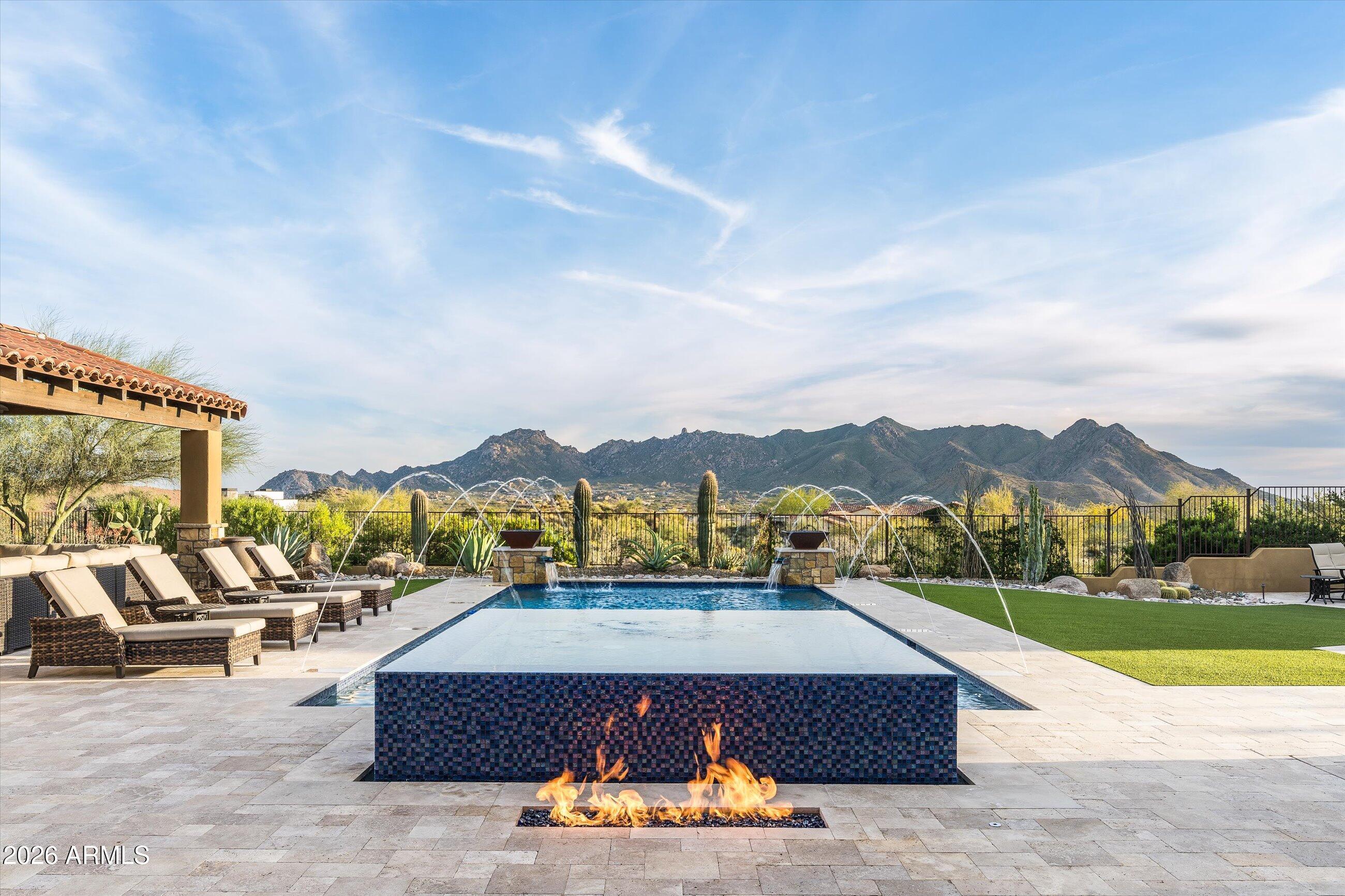 COLLINA E VISTA - Residential