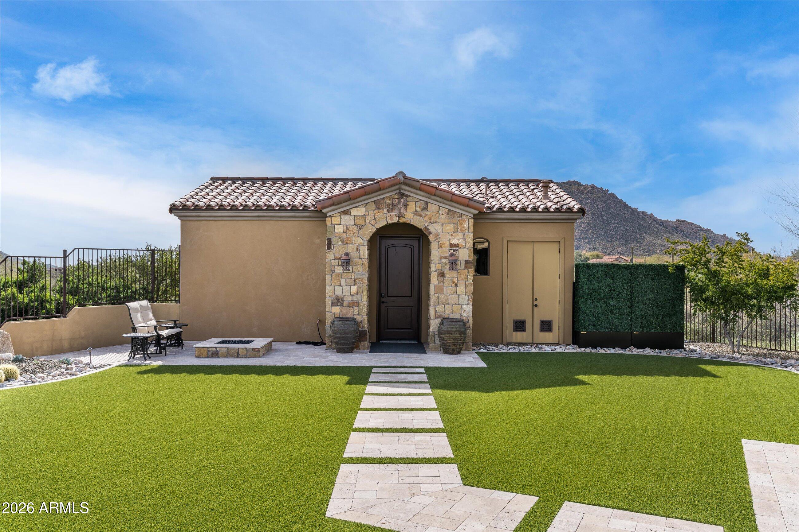 COLLINA E VISTA - Residential