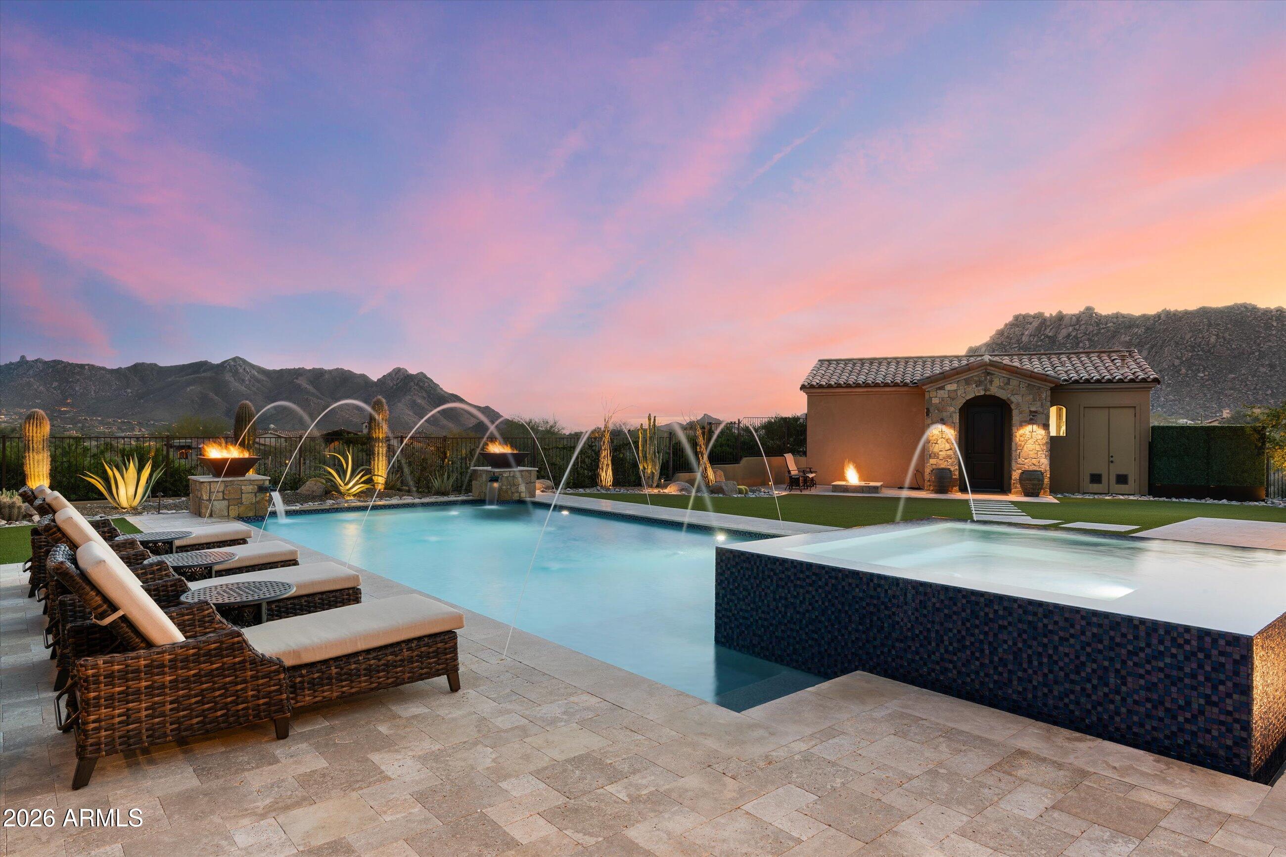 COLLINA E VISTA - Residential