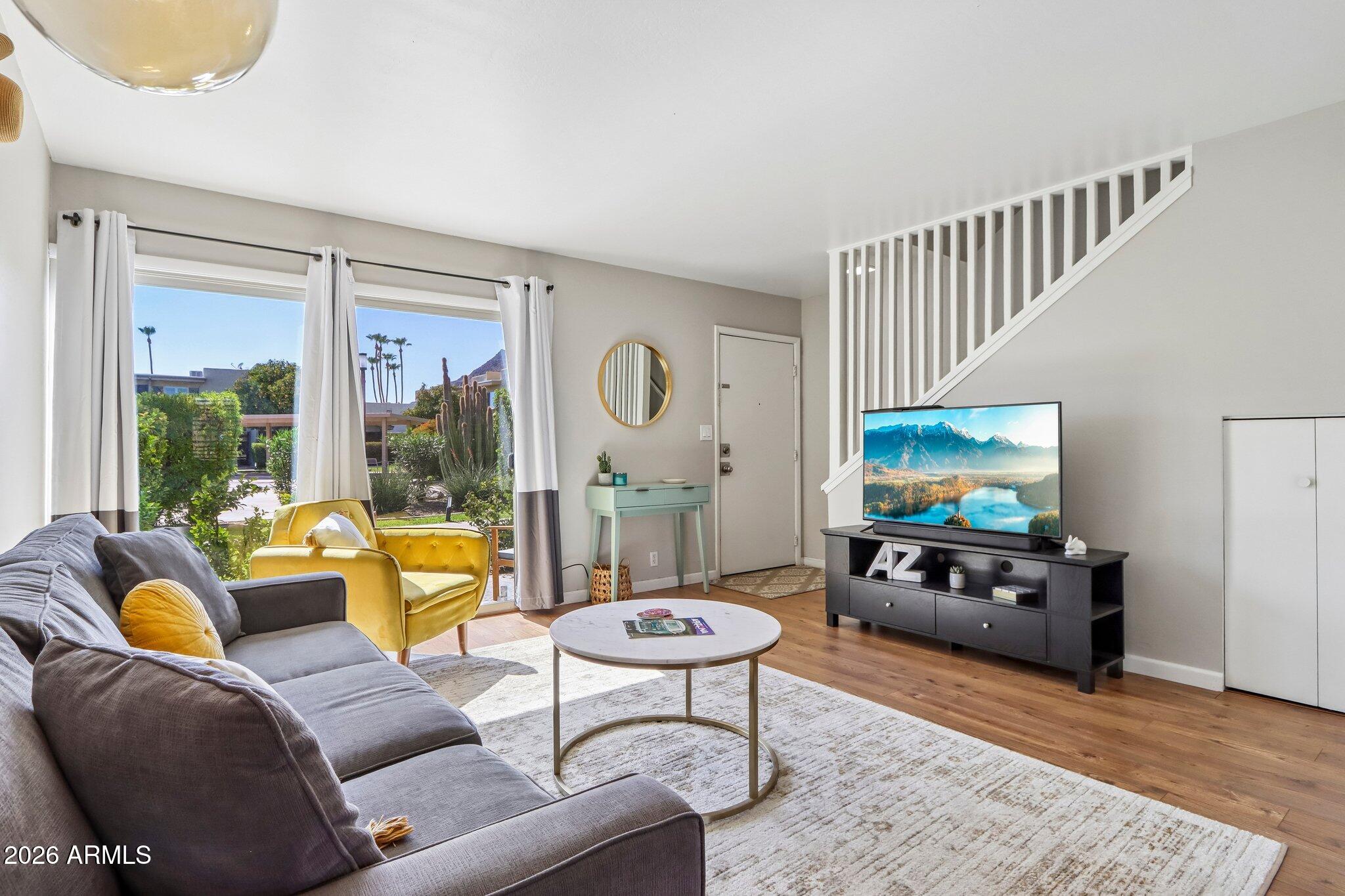 Camelback House - Residential