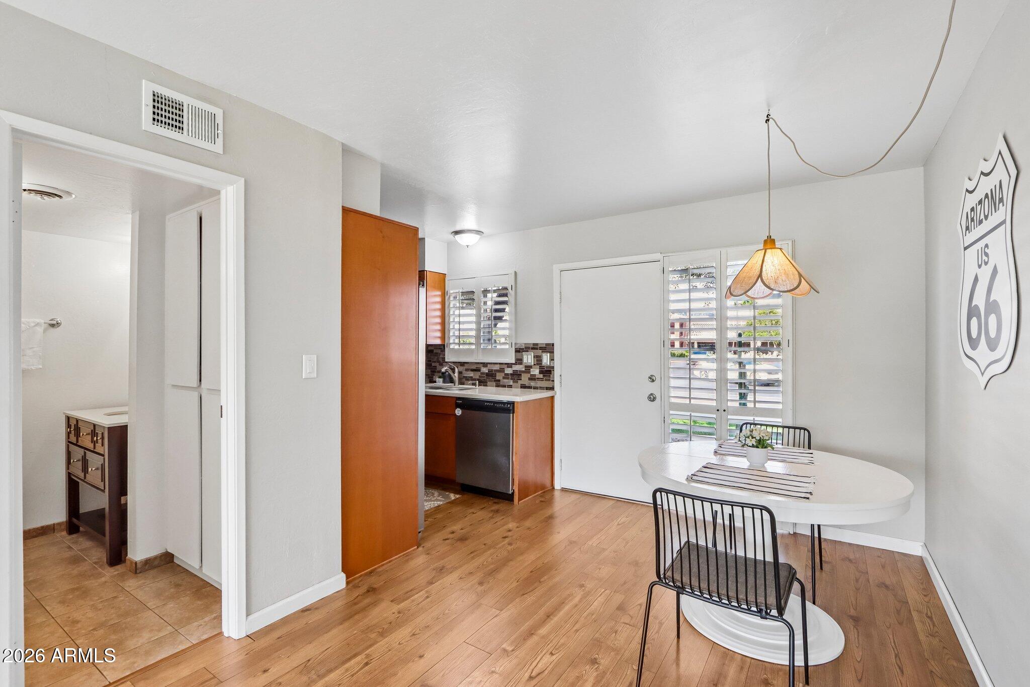 Camelback House - Residential