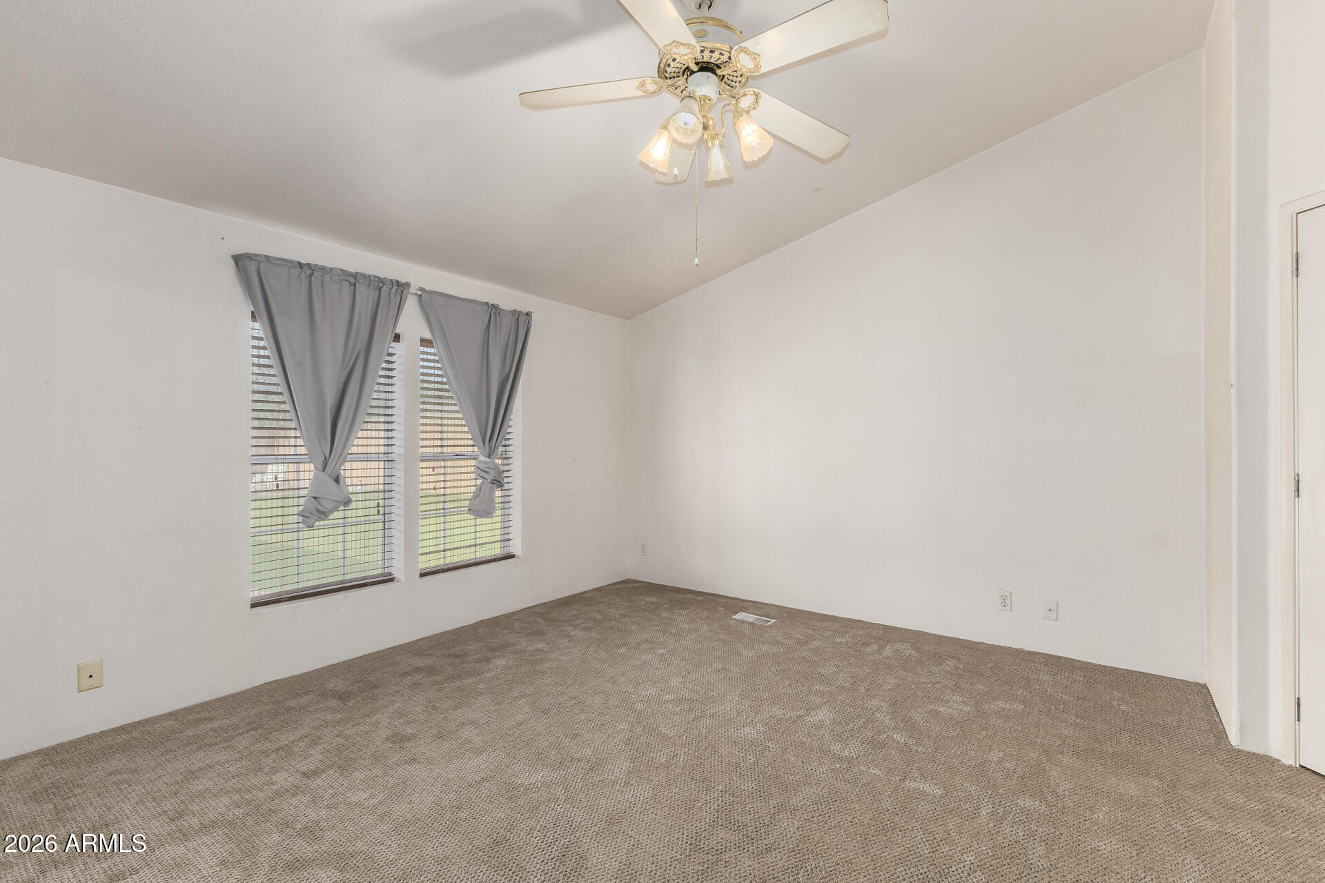 S31 T1N R8E - Residential
