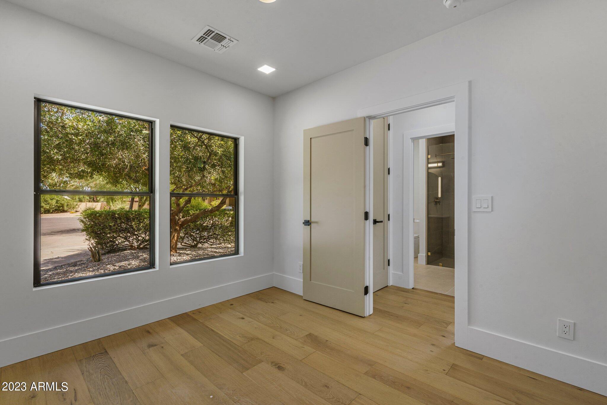 SCOTTSDALE COUNTRY CLUB ESTATES UNIT ONE - Residential