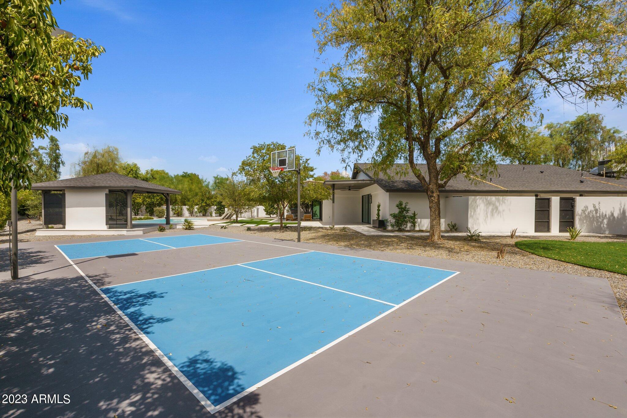 SCOTTSDALE COUNTRY CLUB ESTATES UNIT ONE - Residential