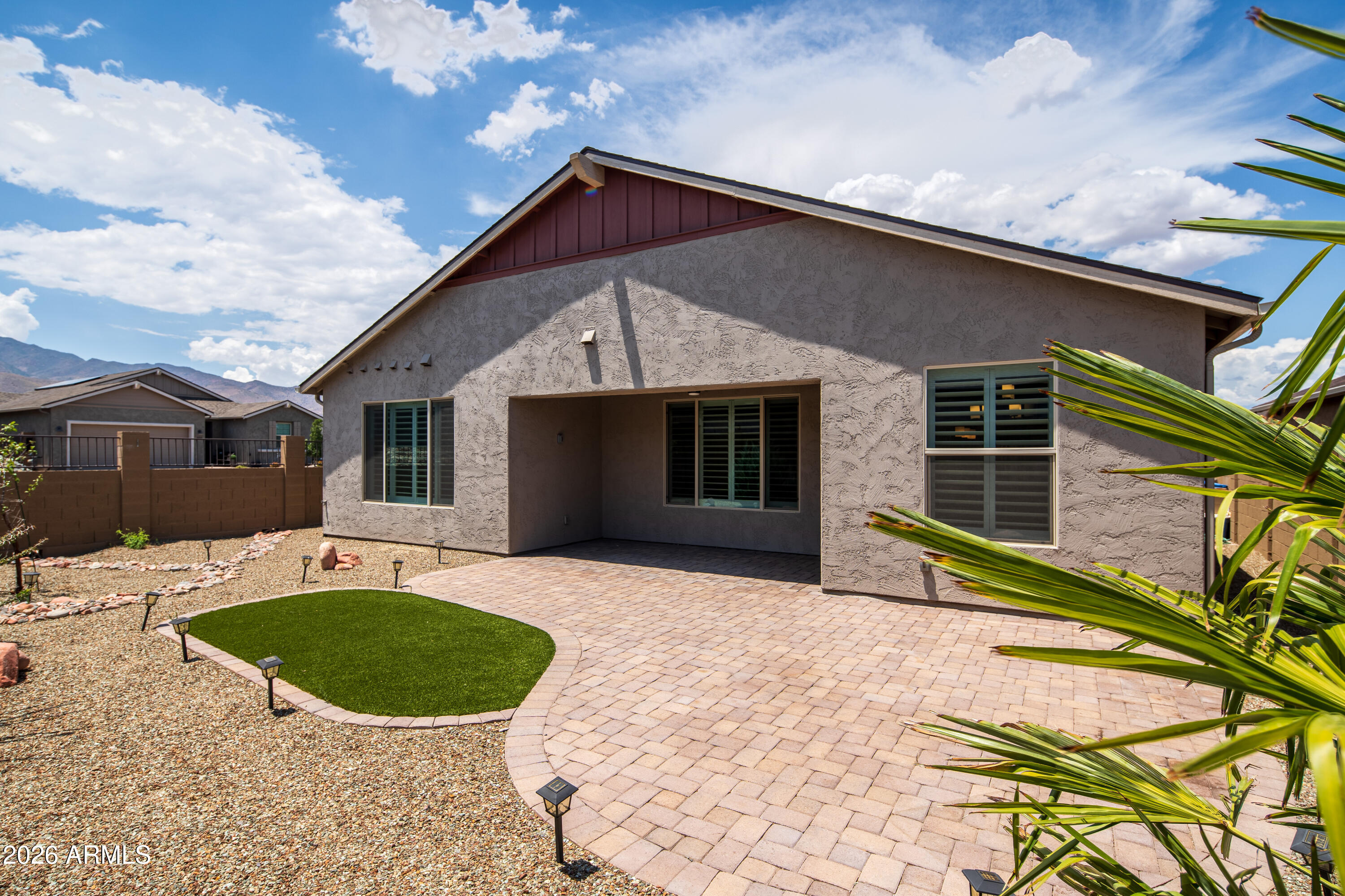 MOUNTAIN GATE - Residential