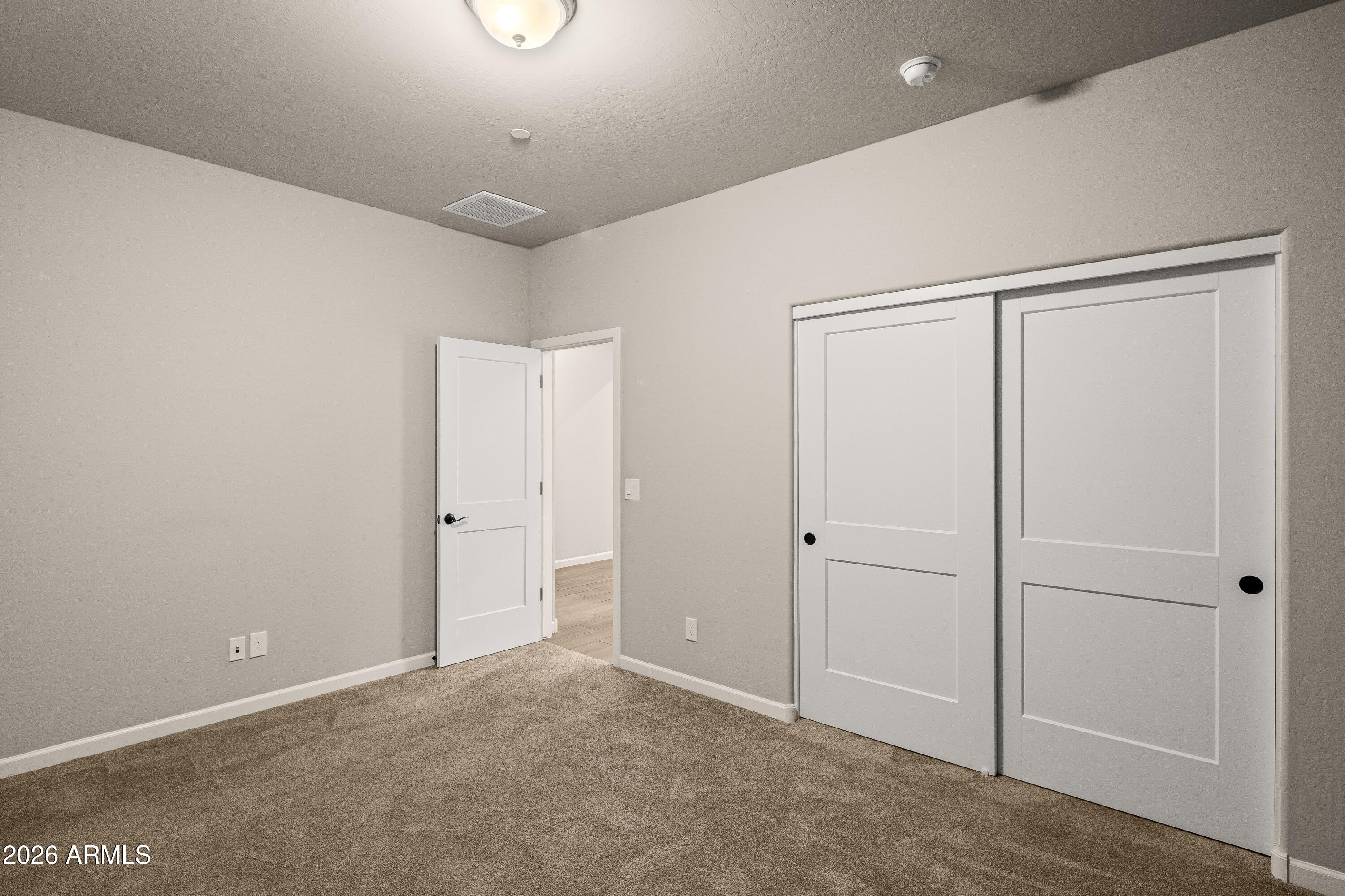 MOUNTAIN GATE - Residential