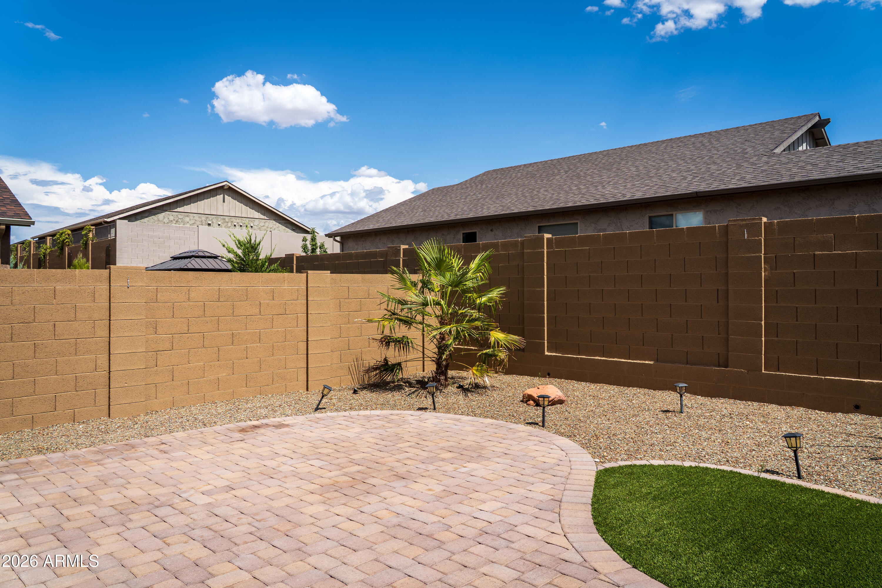 MOUNTAIN GATE - Residential