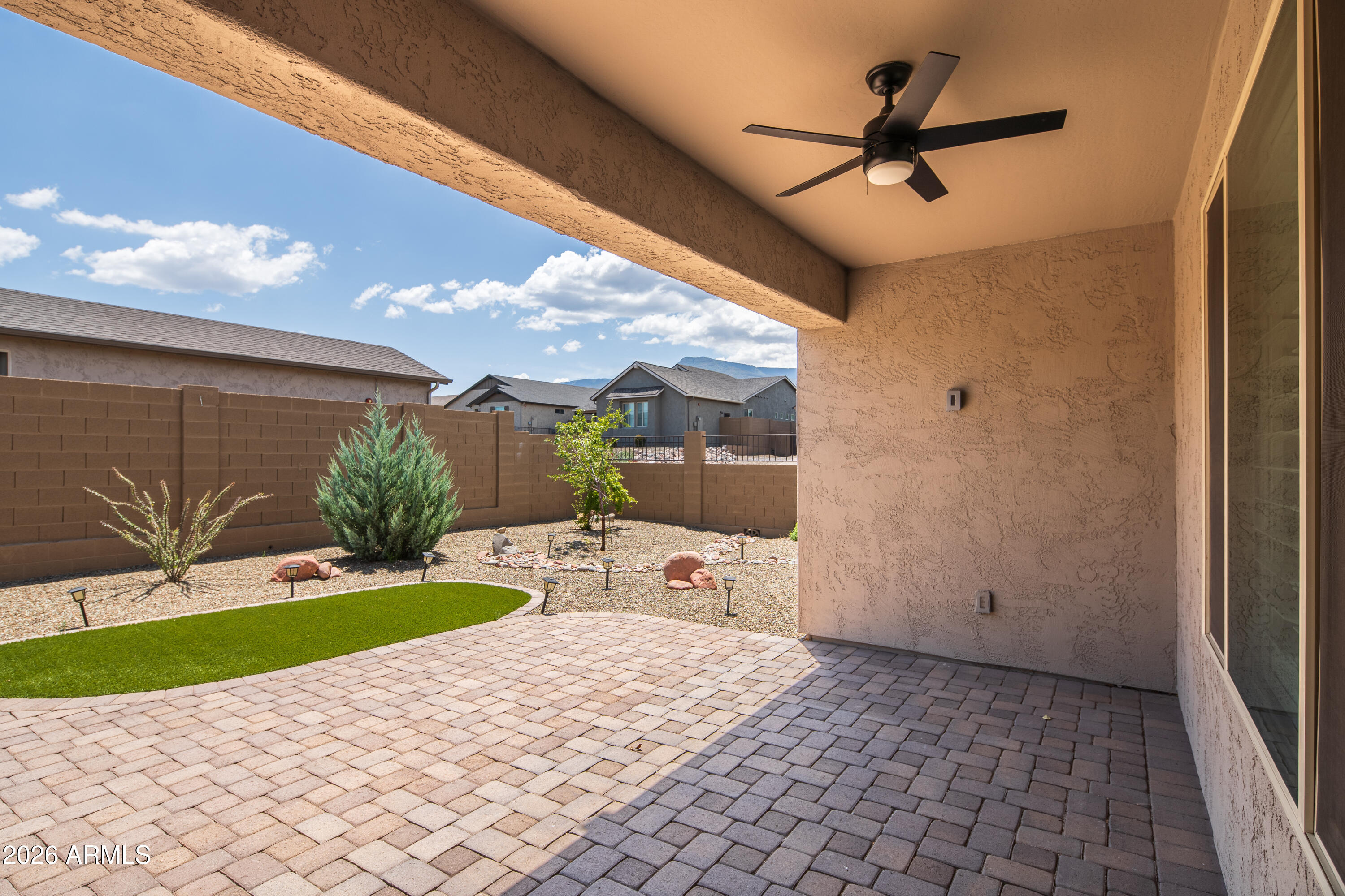 MOUNTAIN GATE - Residential