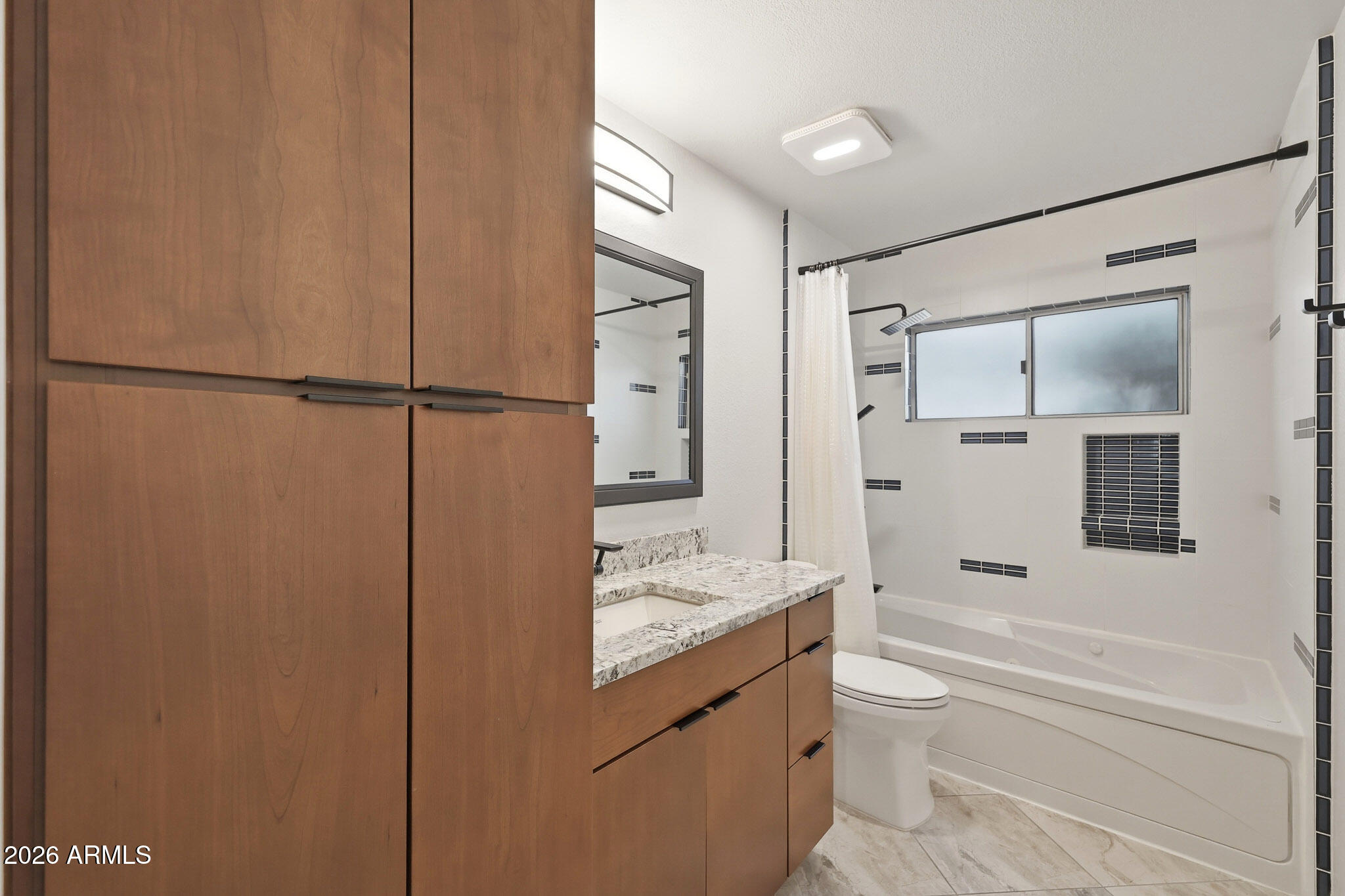 MOUNTAINVIEW VILLAGE REPLAT - Residential