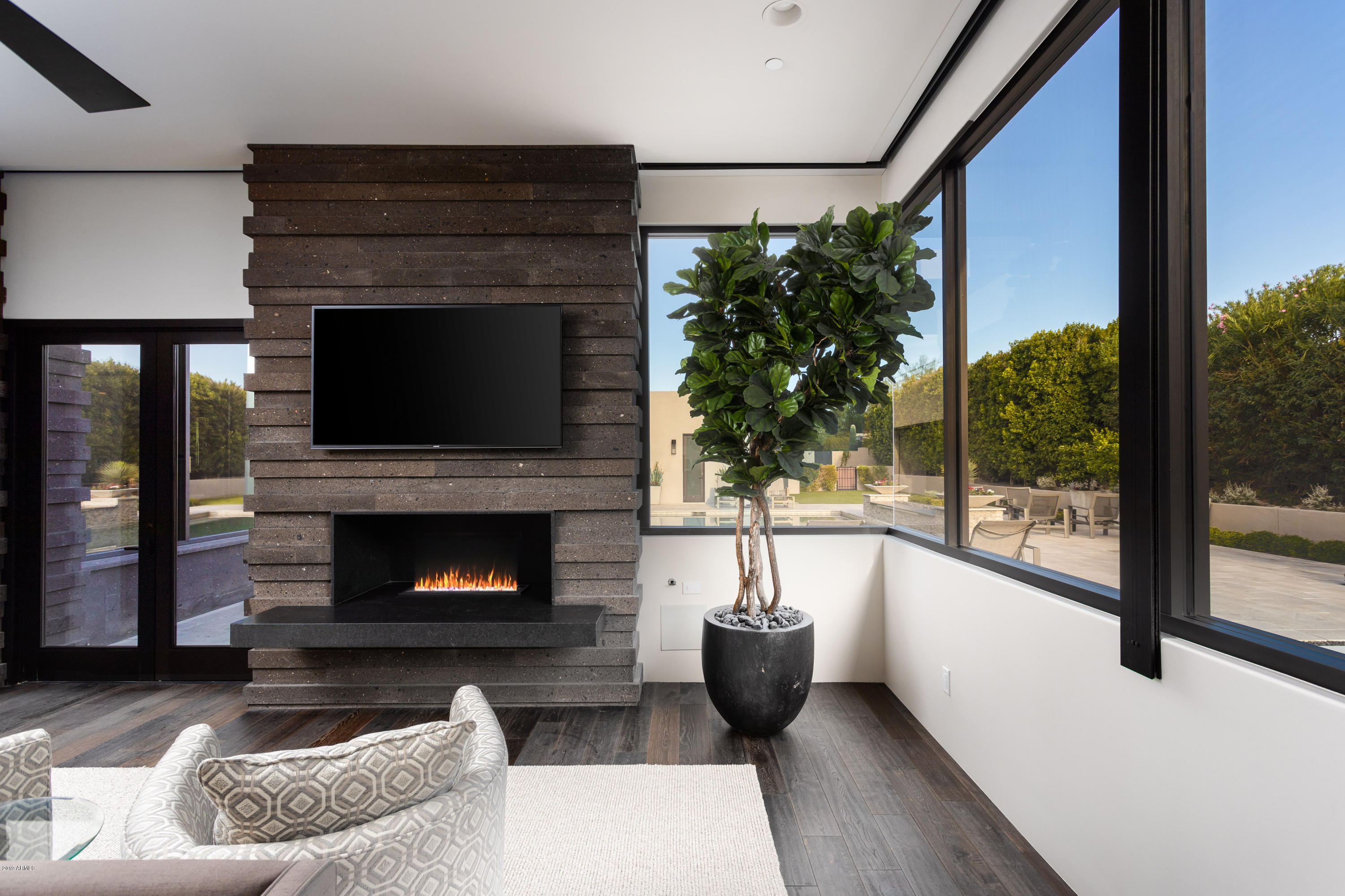 CAMELBACK RANCHOS - Residential