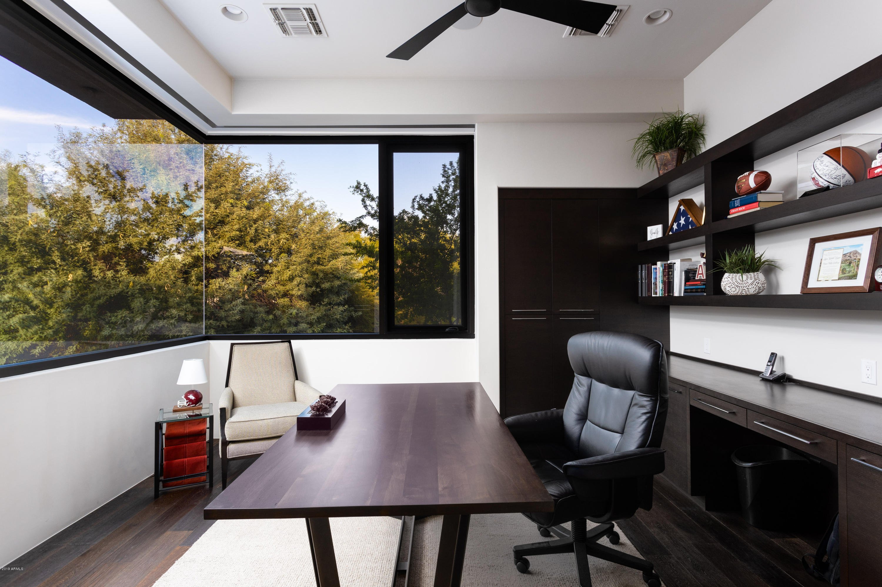 CAMELBACK RANCHOS - Residential
