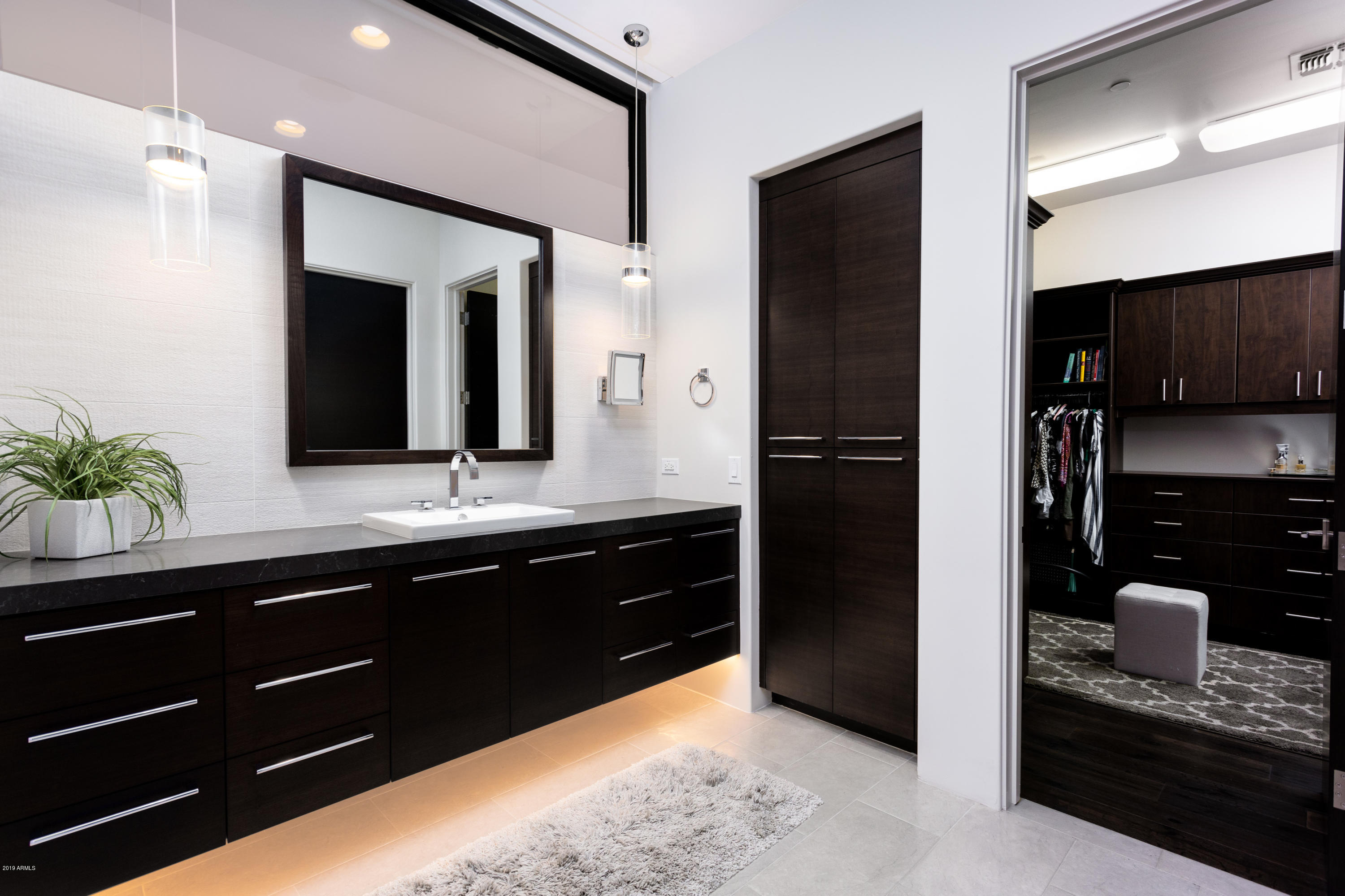 CAMELBACK RANCHOS - Residential