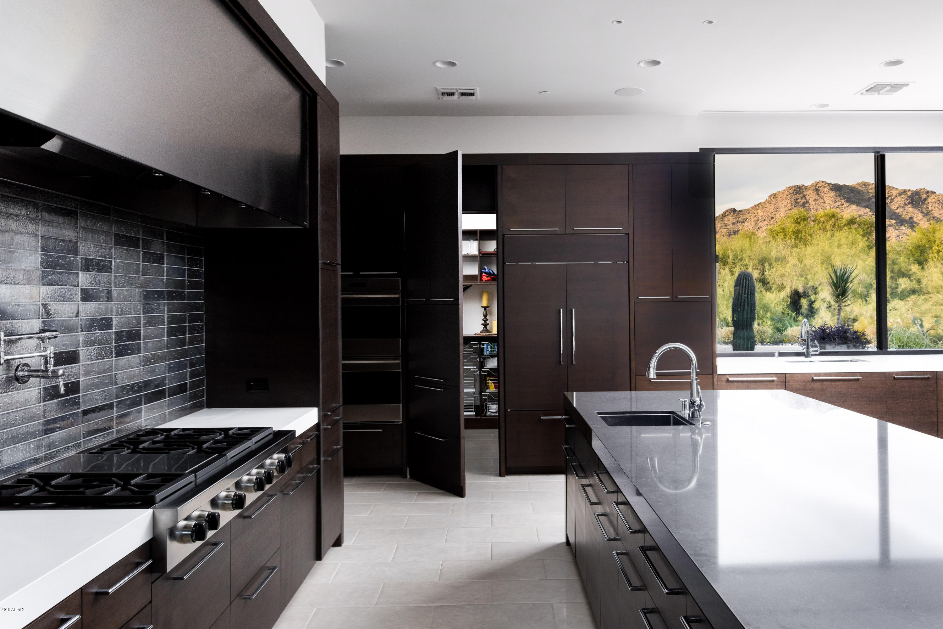 CAMELBACK RANCHOS - Residential