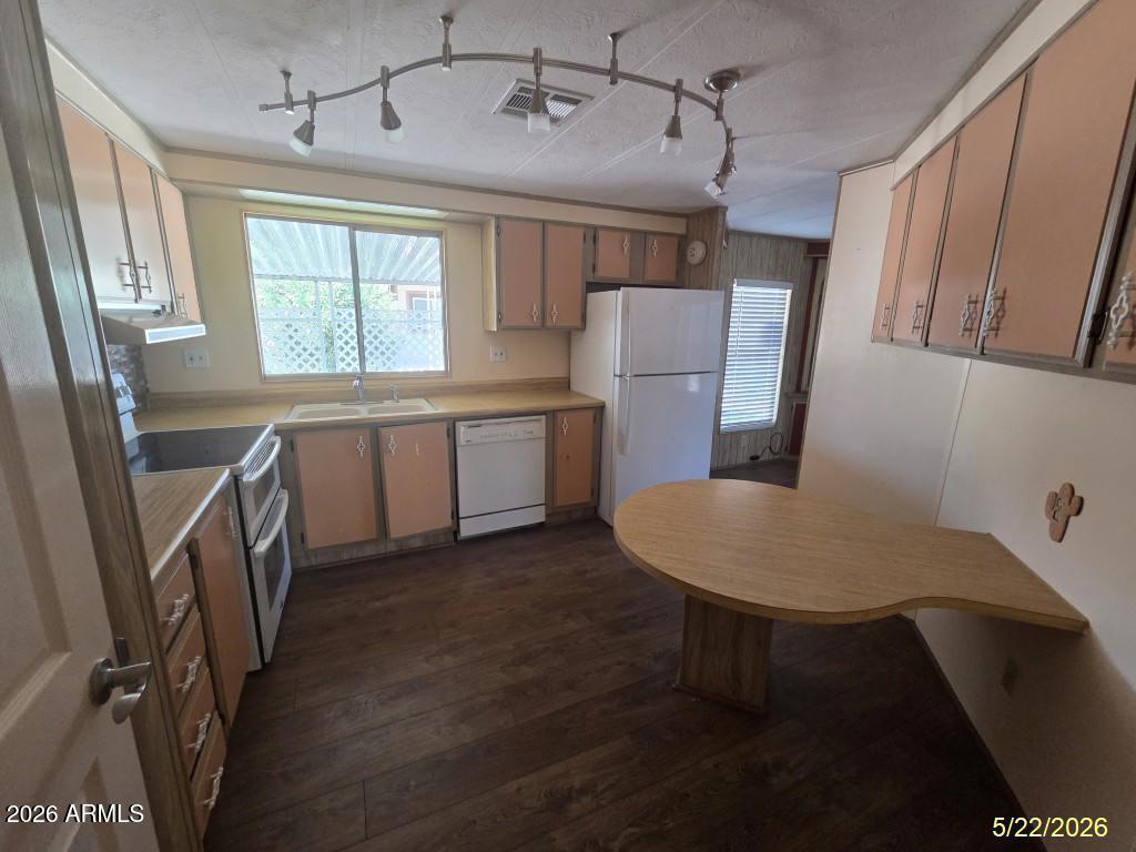 FLORENCE GARDENS UNIT A - Residential