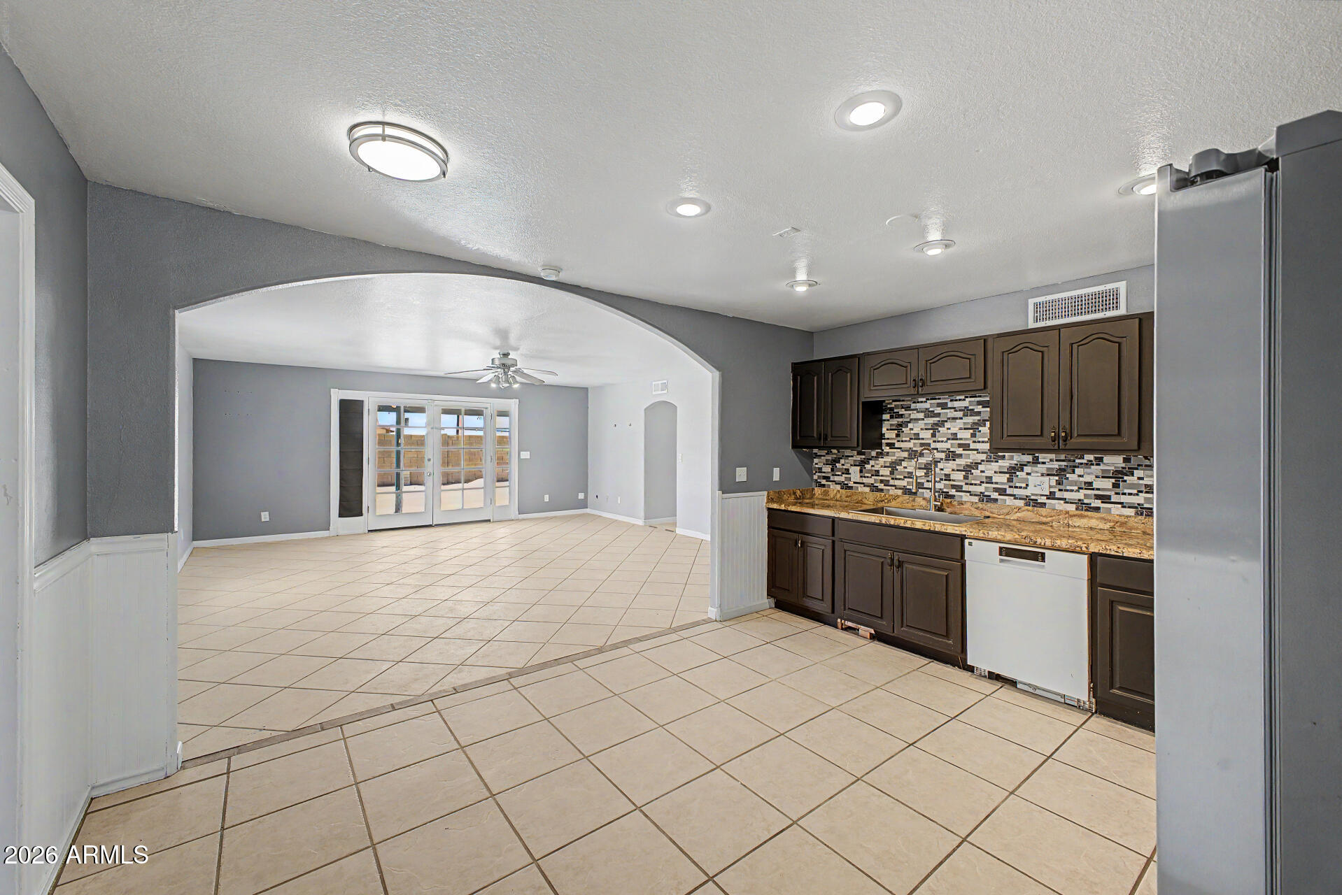 WESTBLUFF 3 - Residential