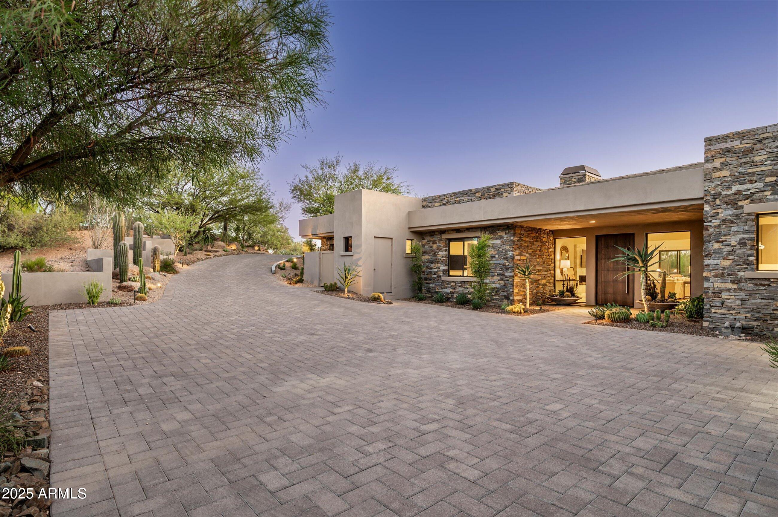 DESERT MOUNTAIN - Residential