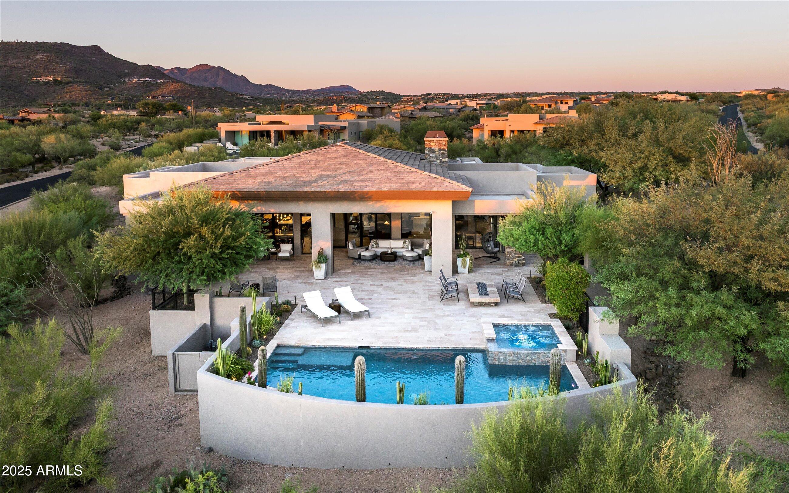 DESERT MOUNTAIN - Residential