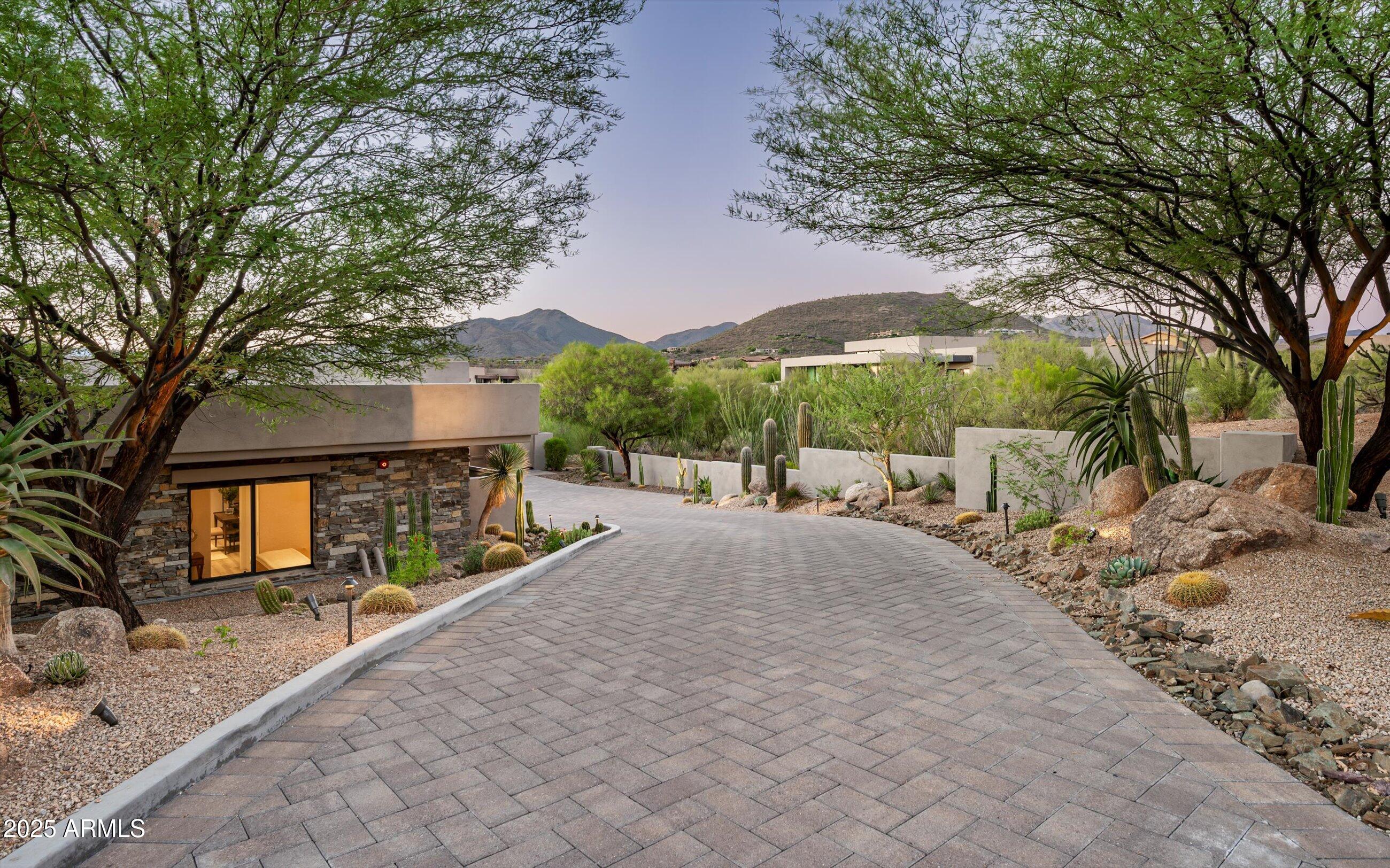 DESERT MOUNTAIN - Residential
