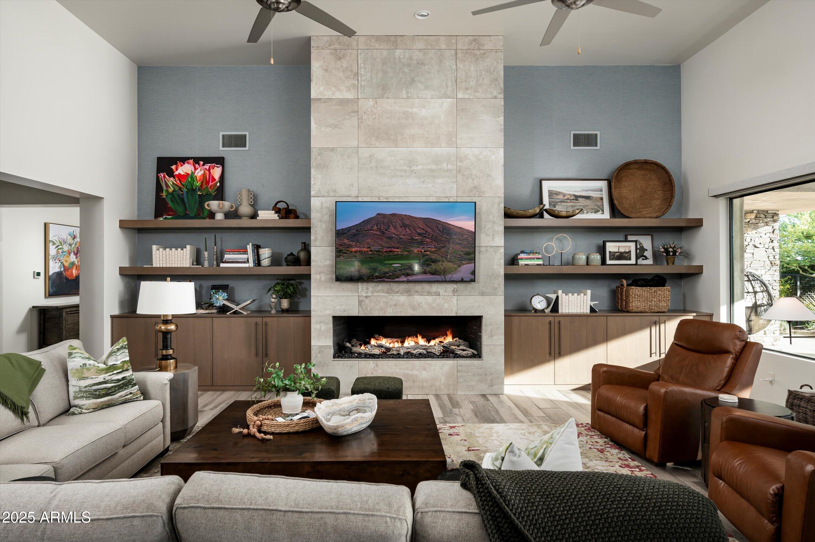 DESERT MOUNTAIN - Residential