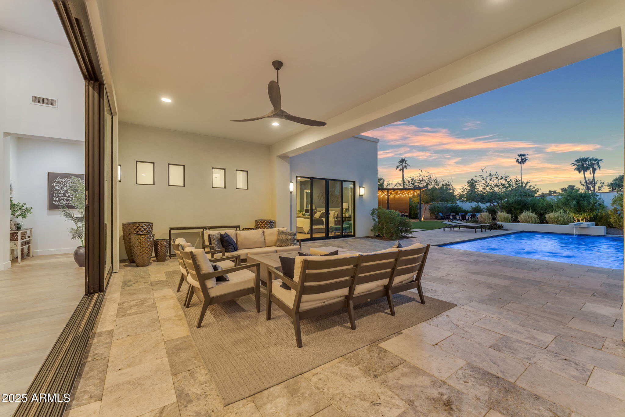 EQUESTRIAN MANOR - Residential