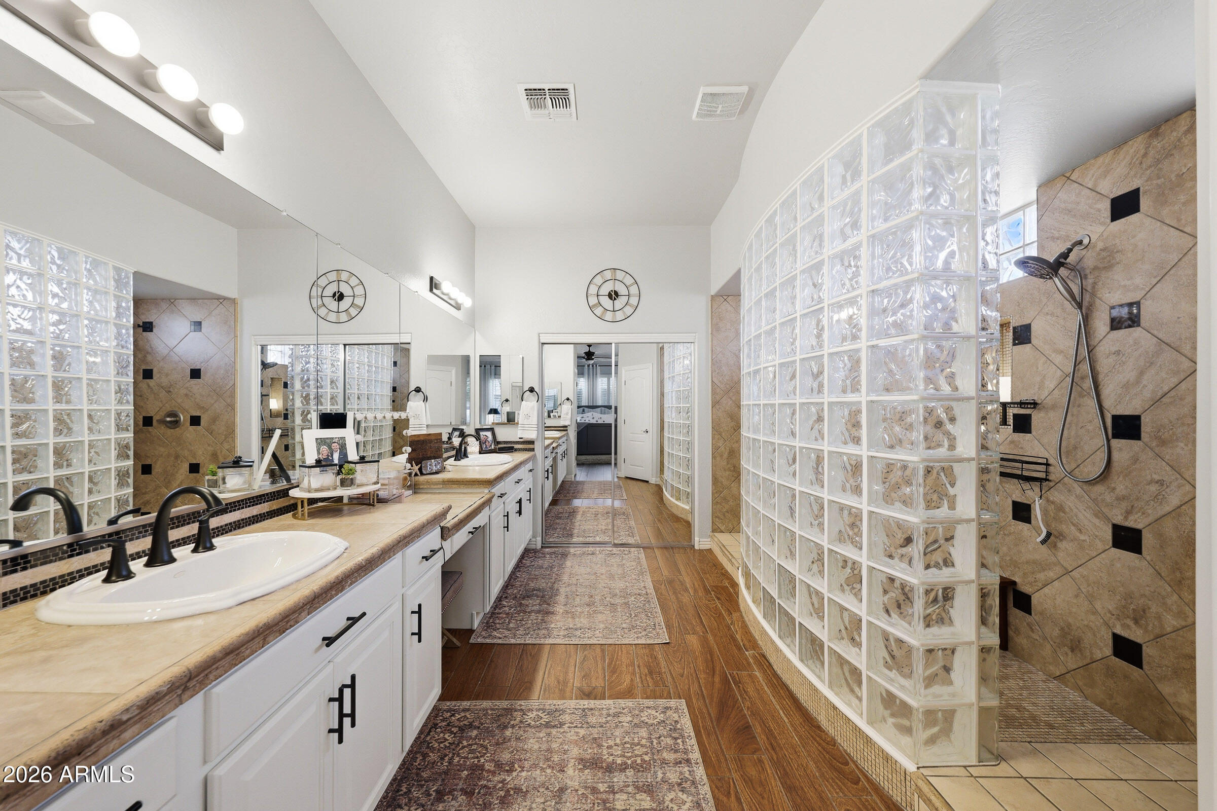 VALLEY VISTA PARCEL A AMD - Residential
